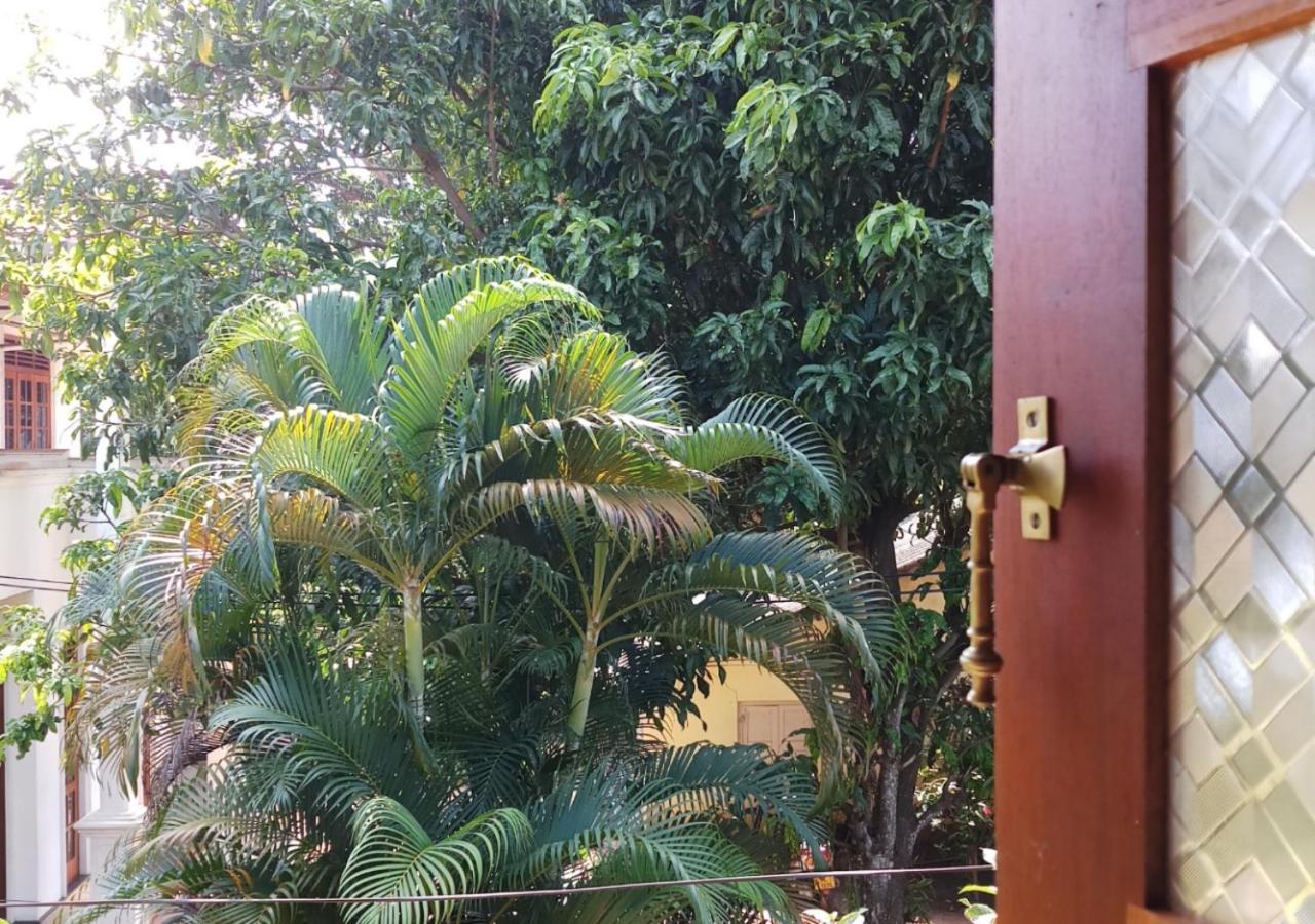 VILLA CHAND KALUTARA
