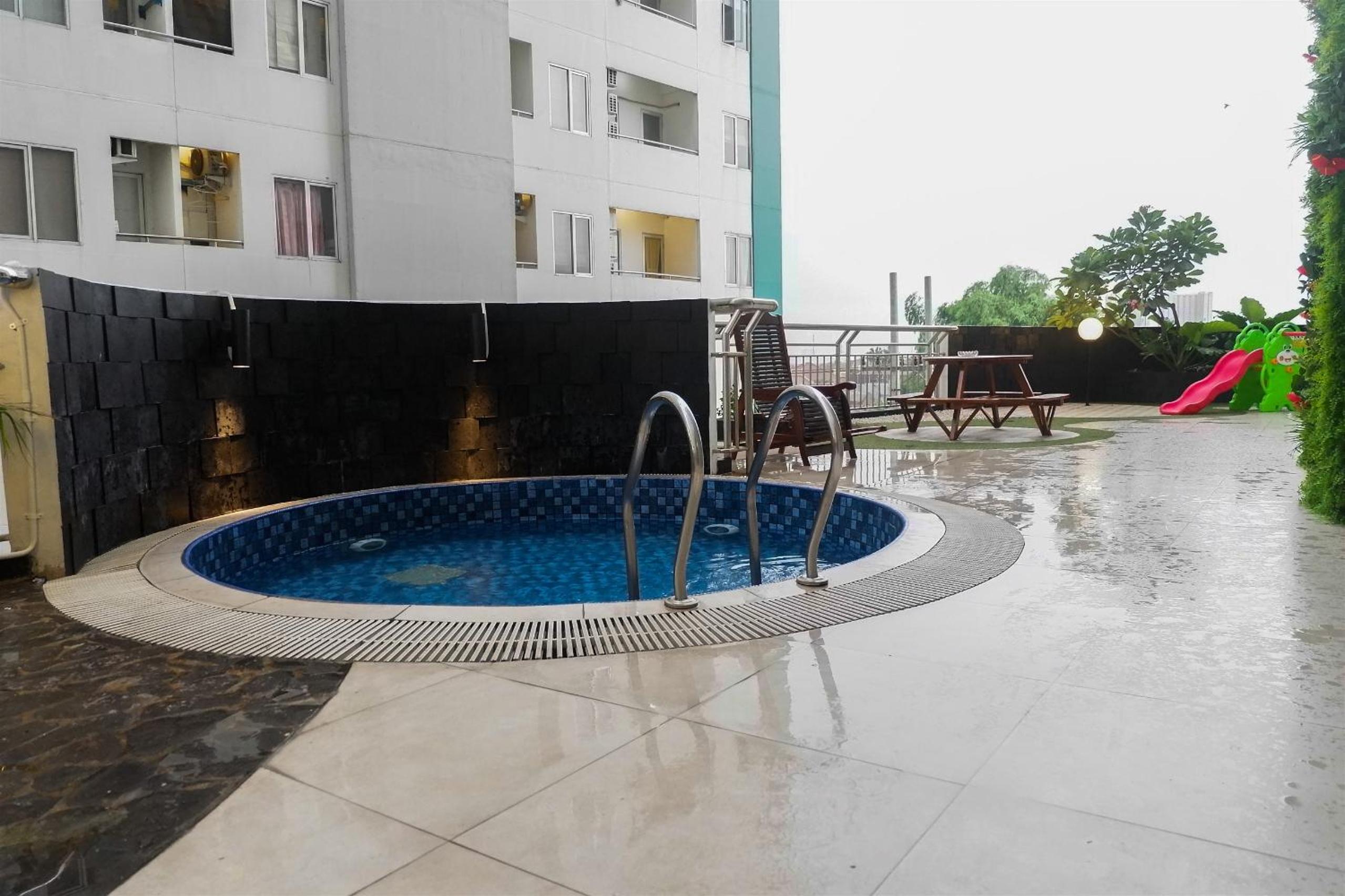 Modern Studio Apartment at Pavilion Permata 2 By Travelio