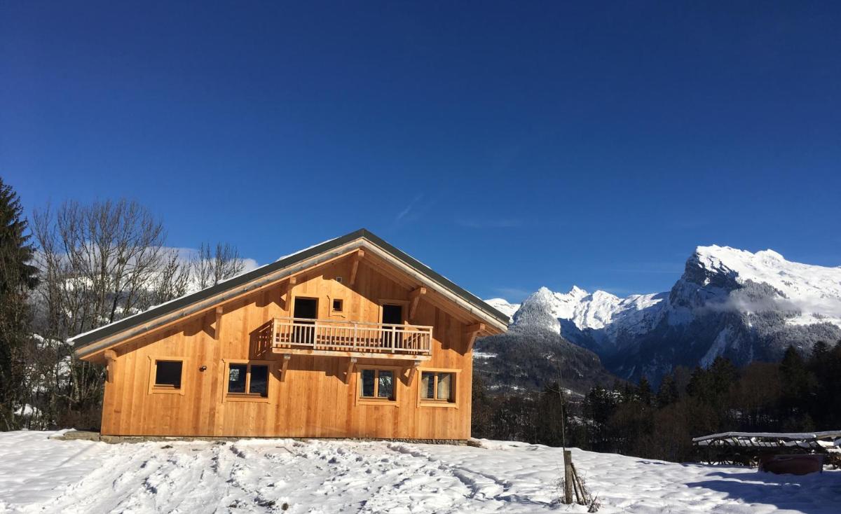 Chalet "Le mas devant" view 2