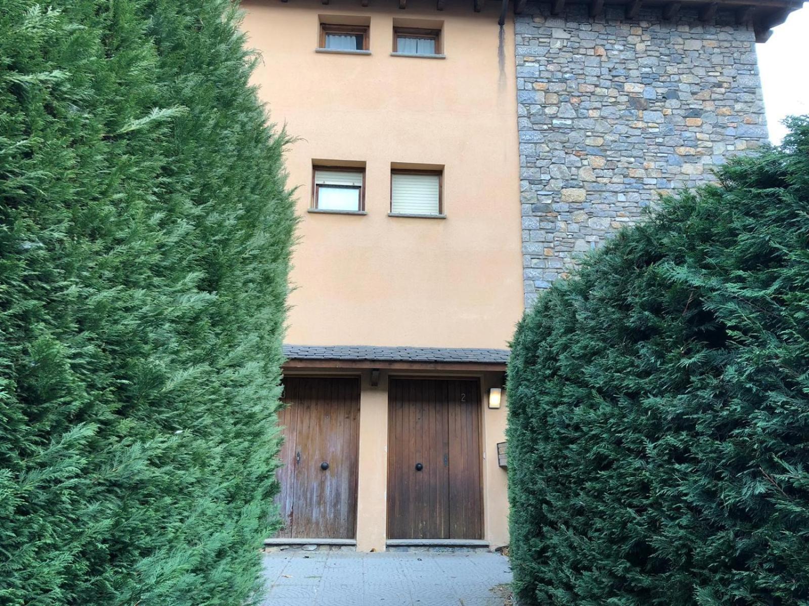 Casa Puigcerda view 3