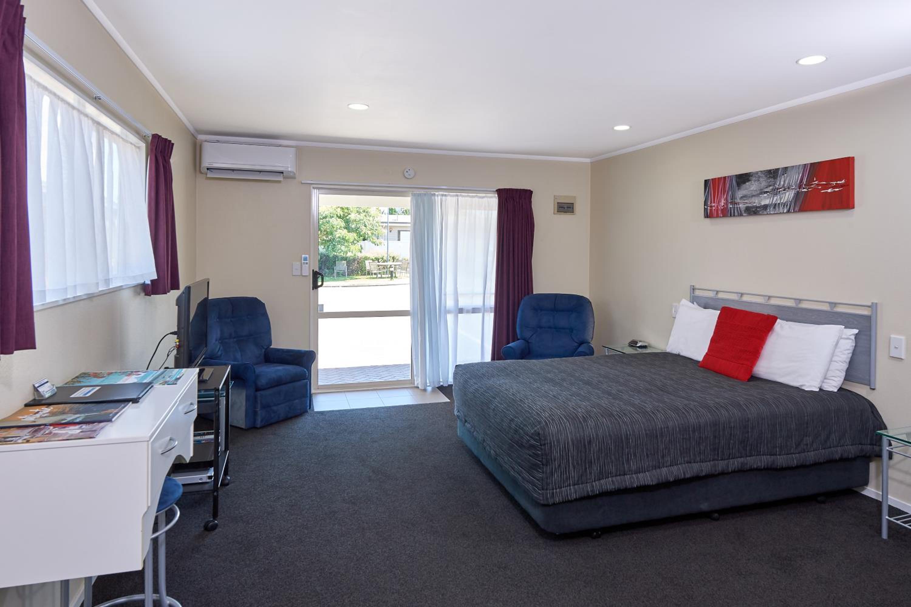 Livingston Motel