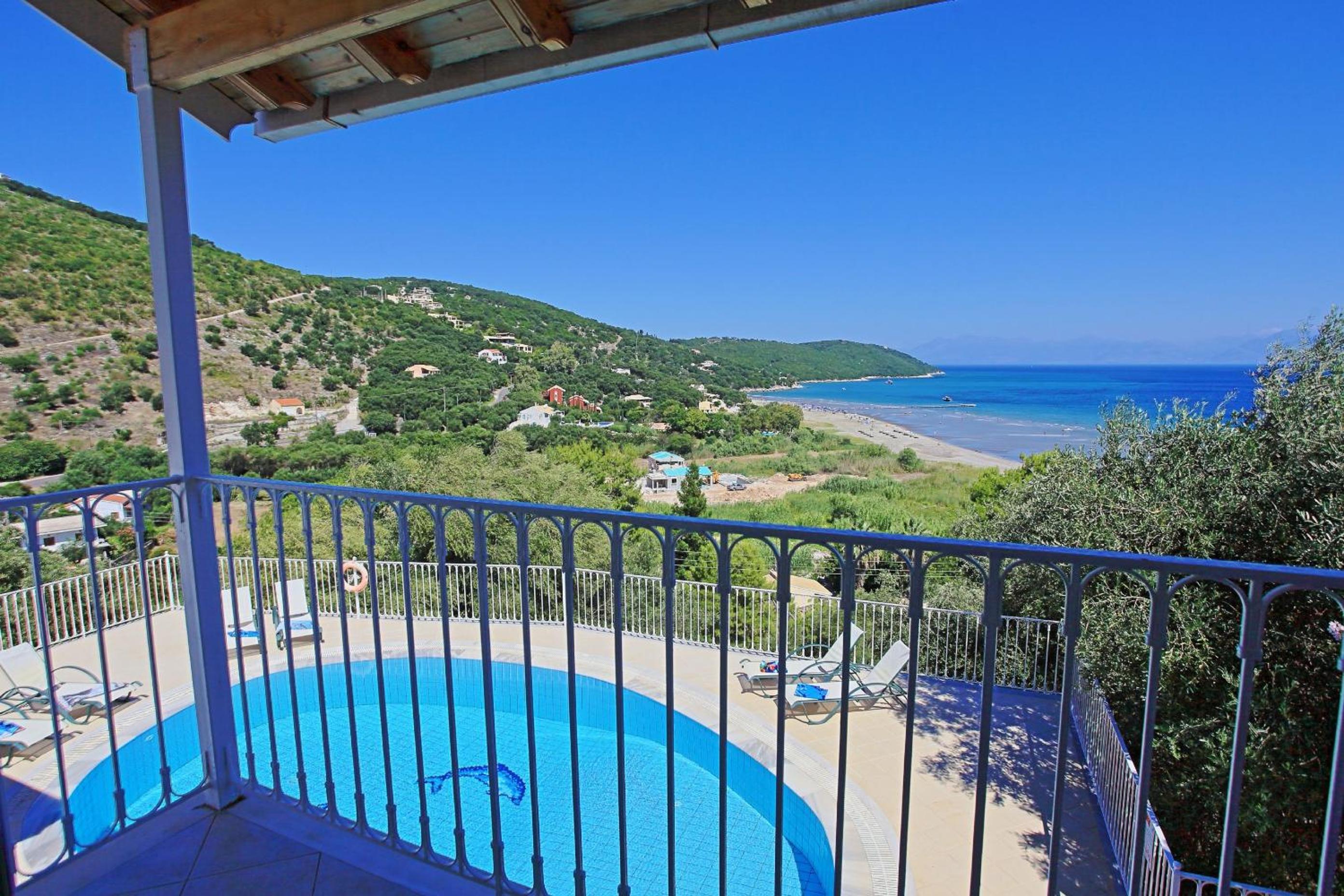 Beach Villa Oneiro