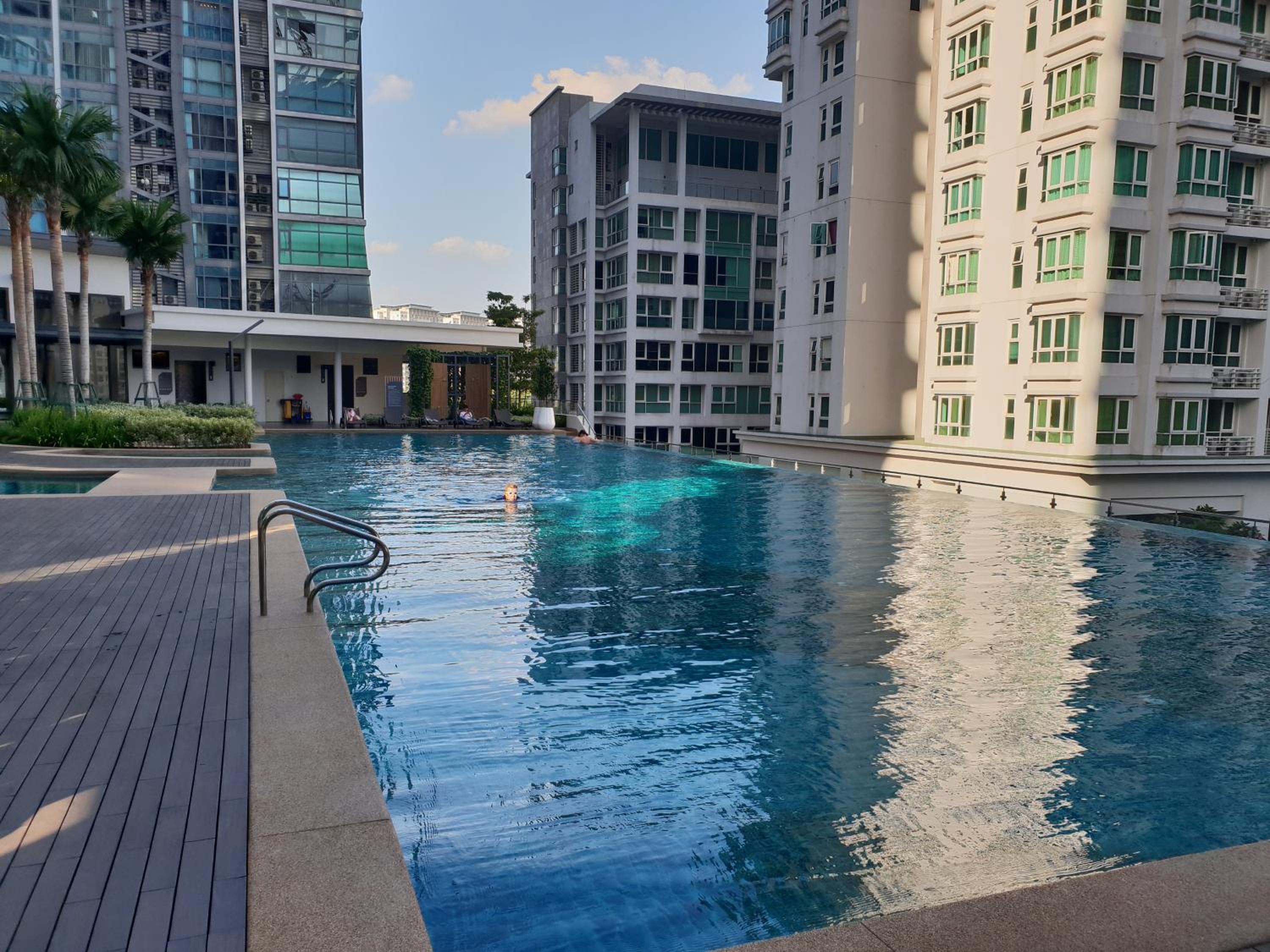 Sunway Velocity V Residence Suites