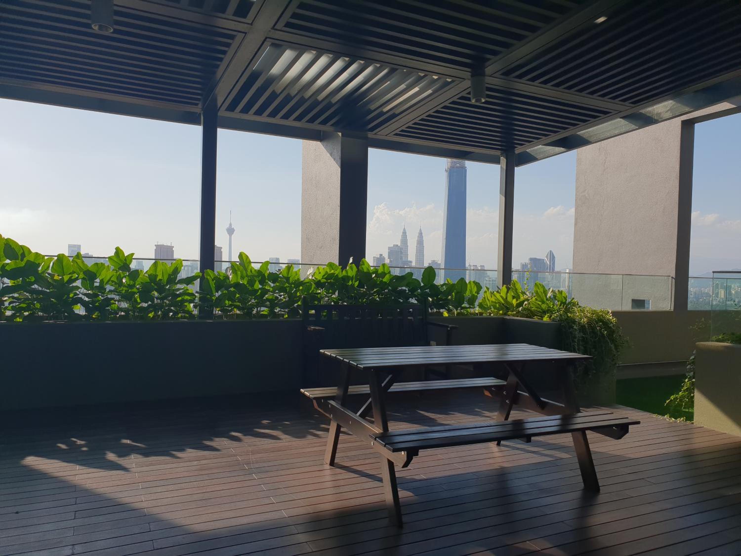 Sunway Velocity V Residence Suites