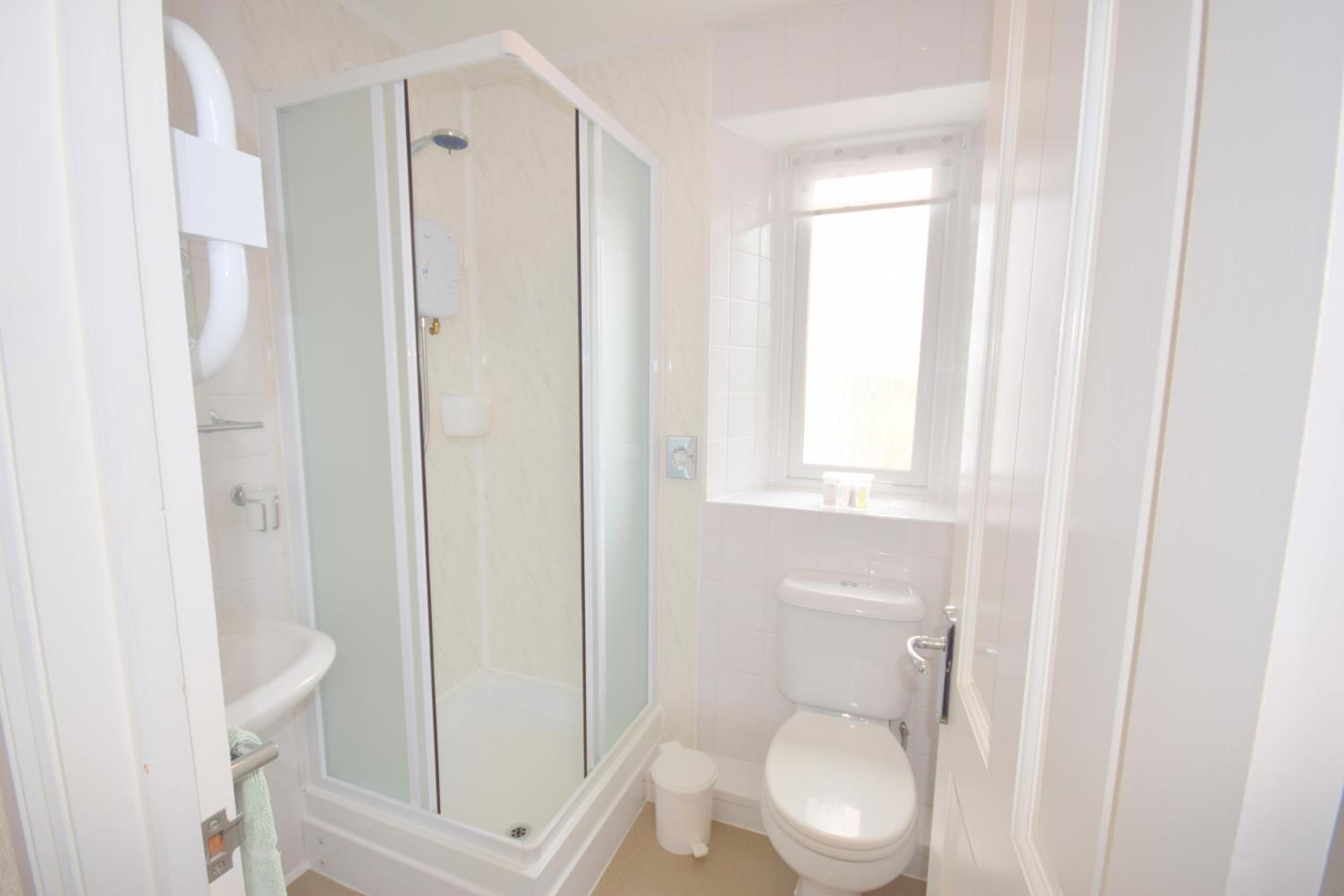 Tor Dean Guest House