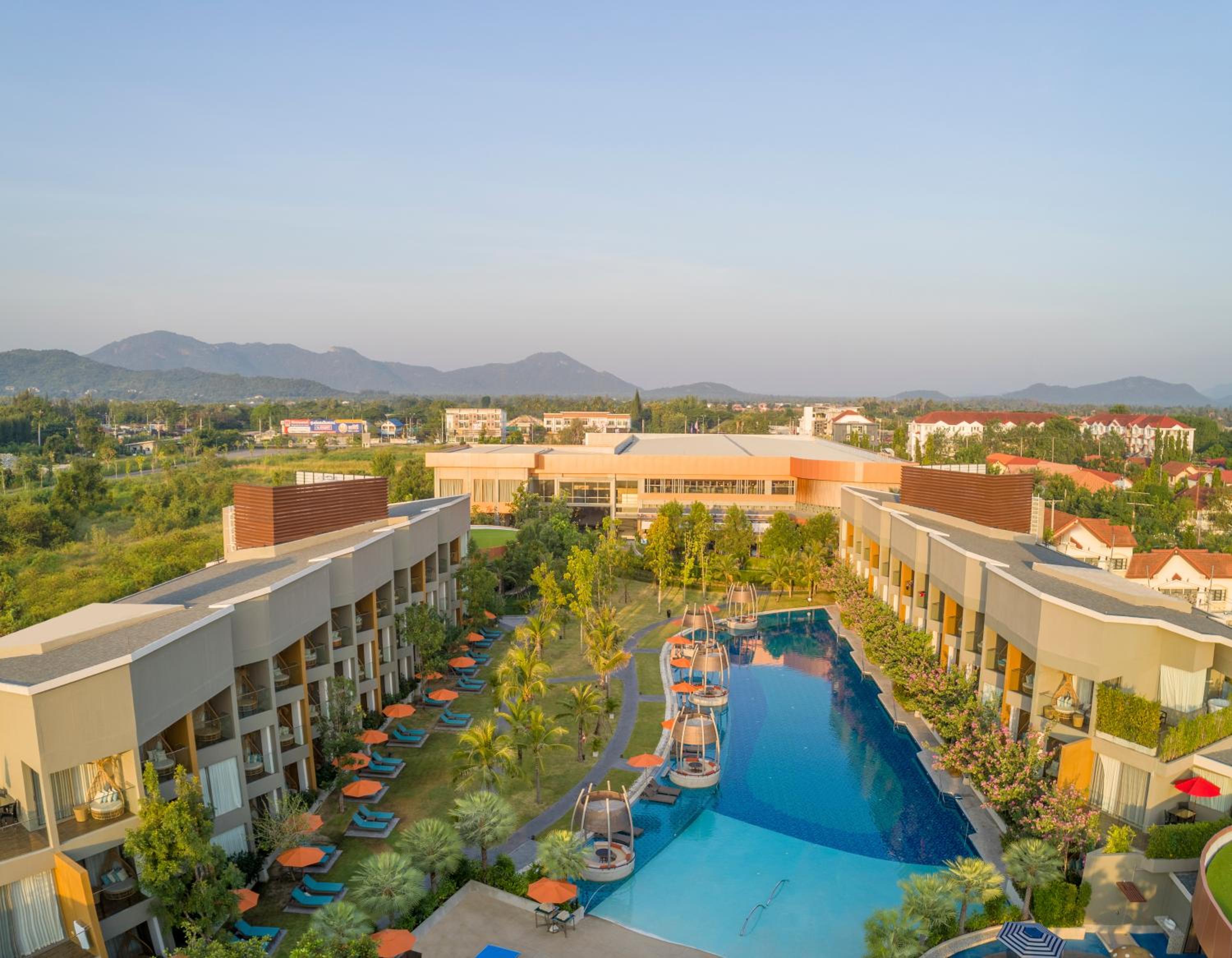 Hotel Avani+ Hua Hin Resort - Image 1