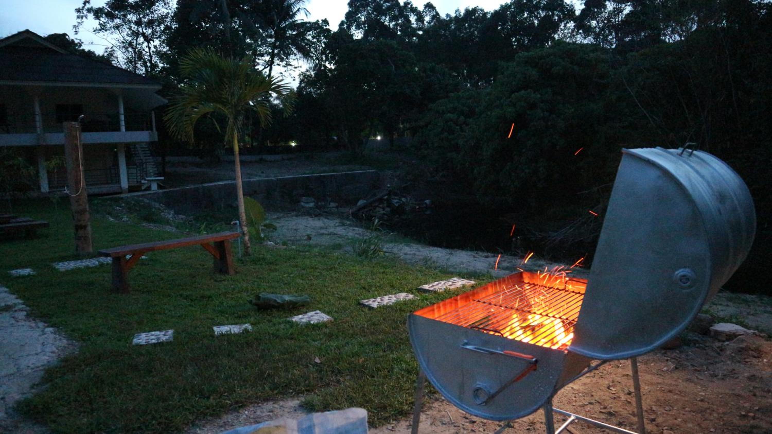 Bann Mangkud Khaolak