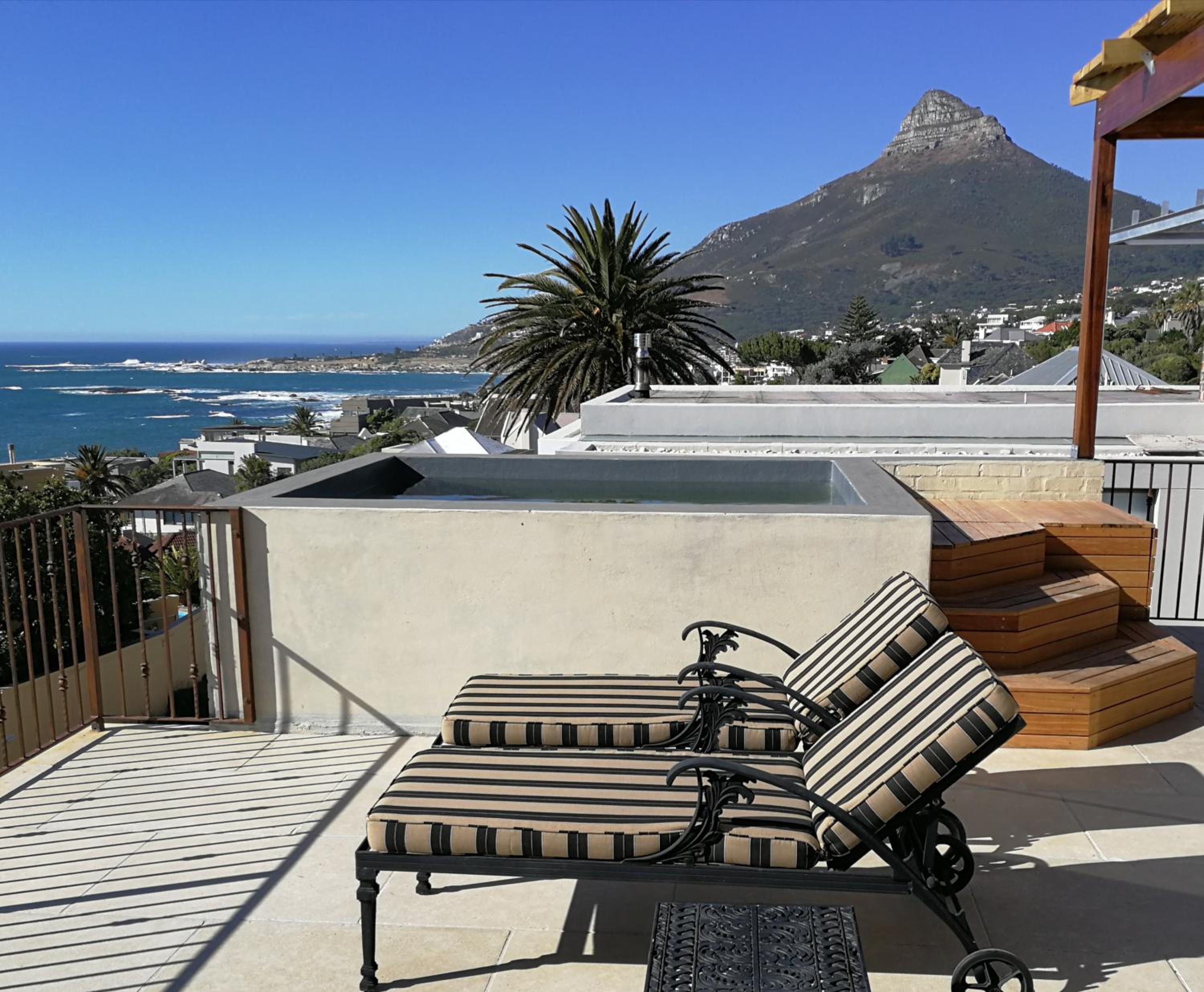 Bakovenbay Luxury Suites view 2