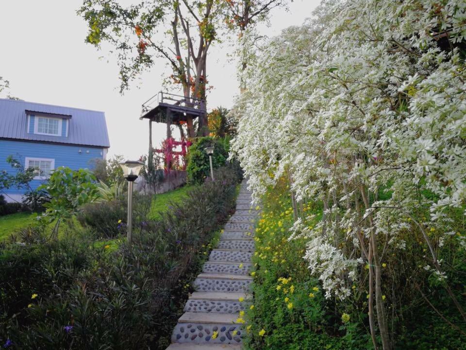 Tip House