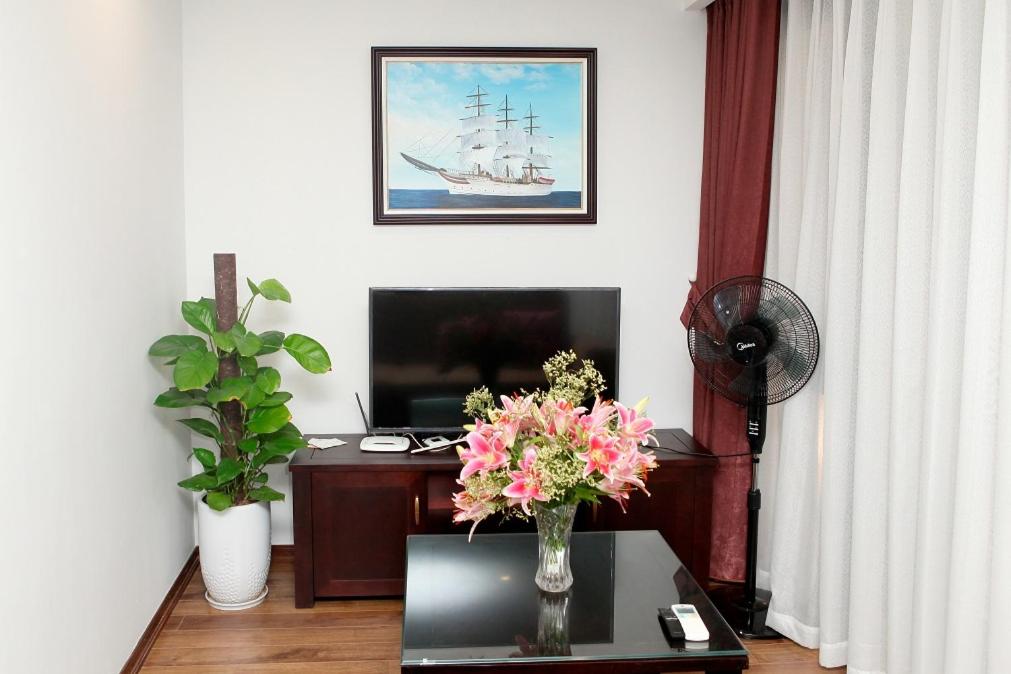 Monaco Building Double Queen Bedroom