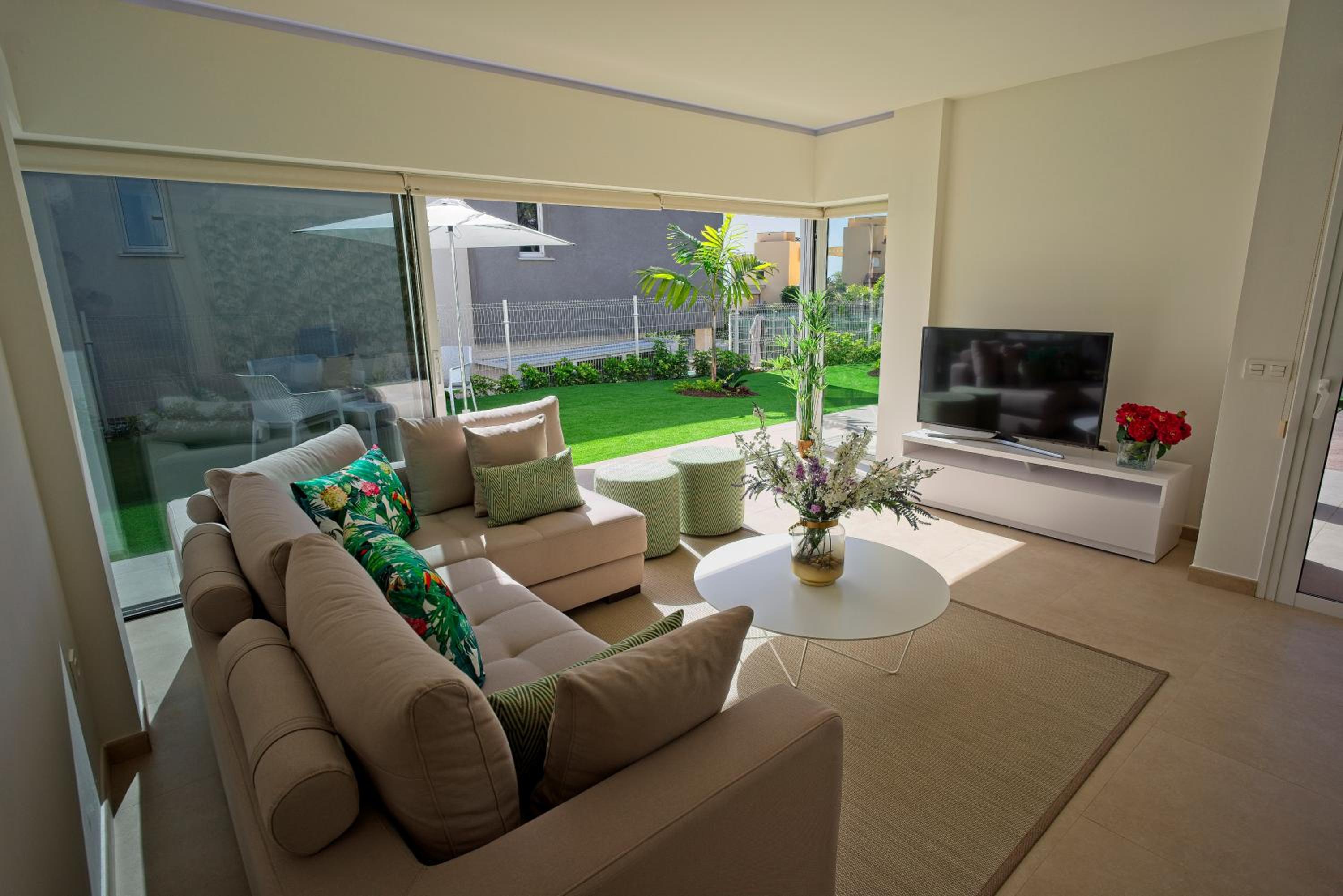 Villa Paradise view 3