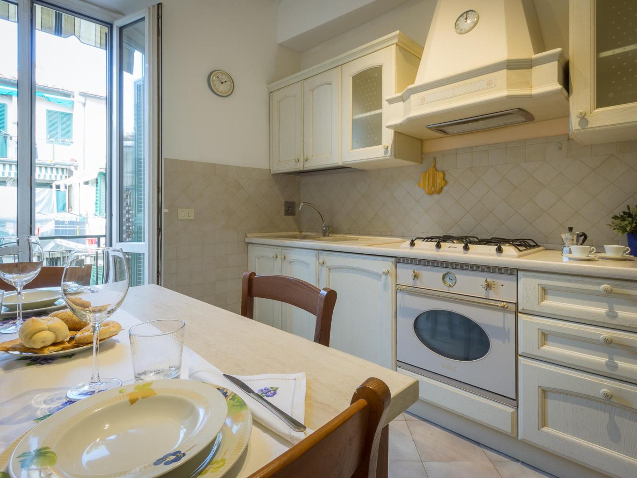 Paolo and Carlotta's Home - large and central apartment between two nice parks