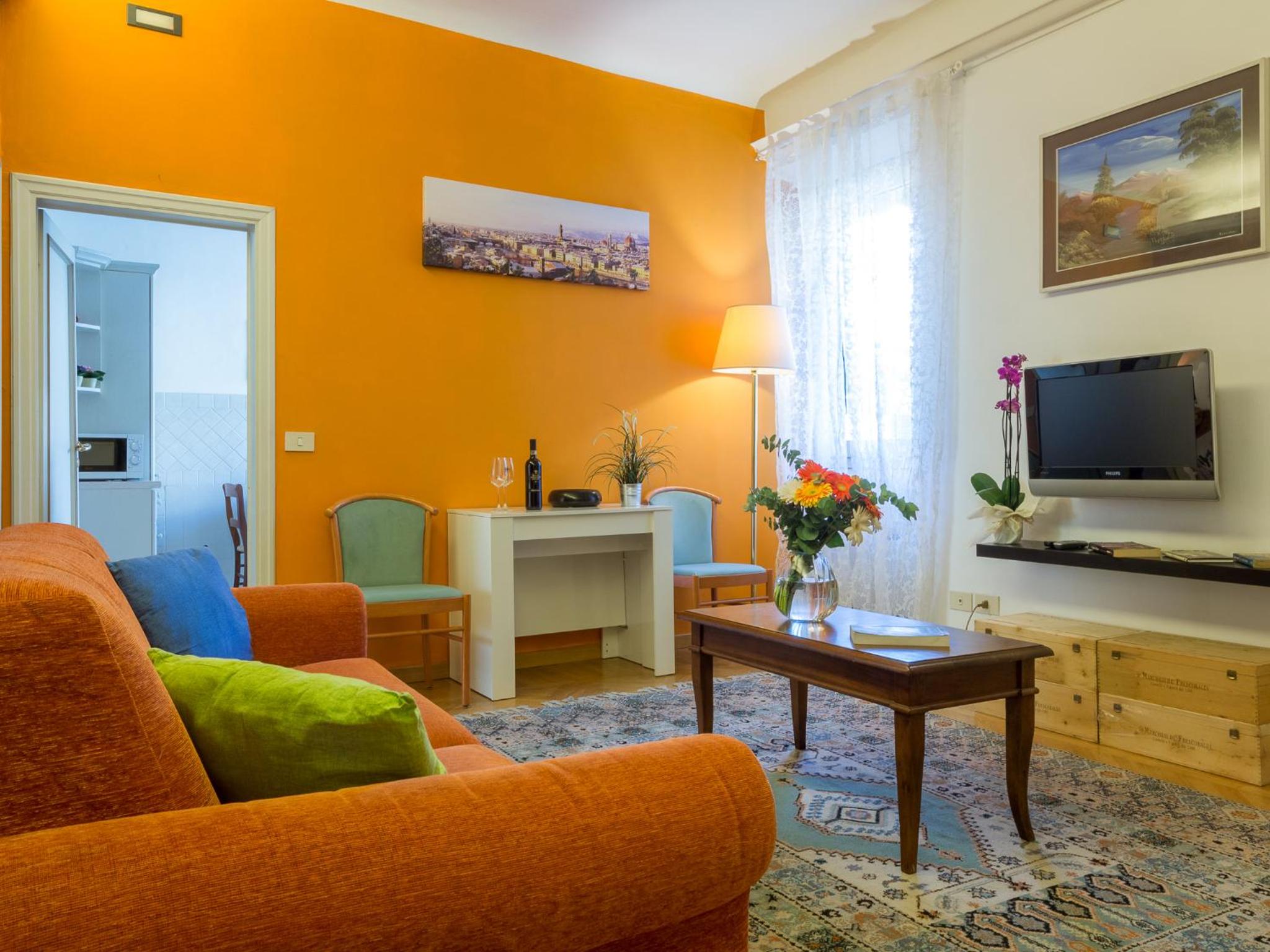Paolo and Carlotta's Home - large and central apartment between two nice parks