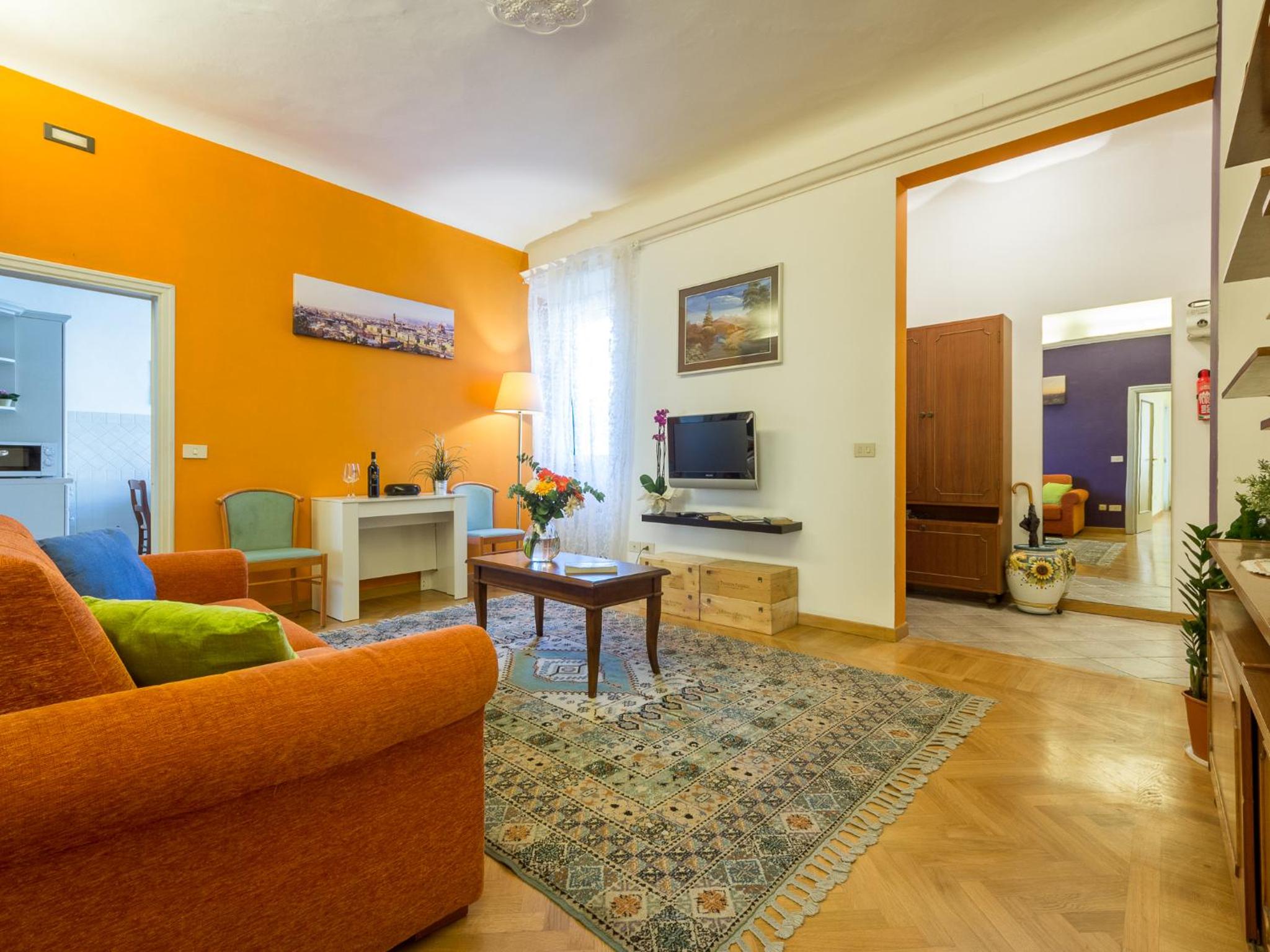 Paolo and Carlotta's Home - large and central apartment between two nice parks