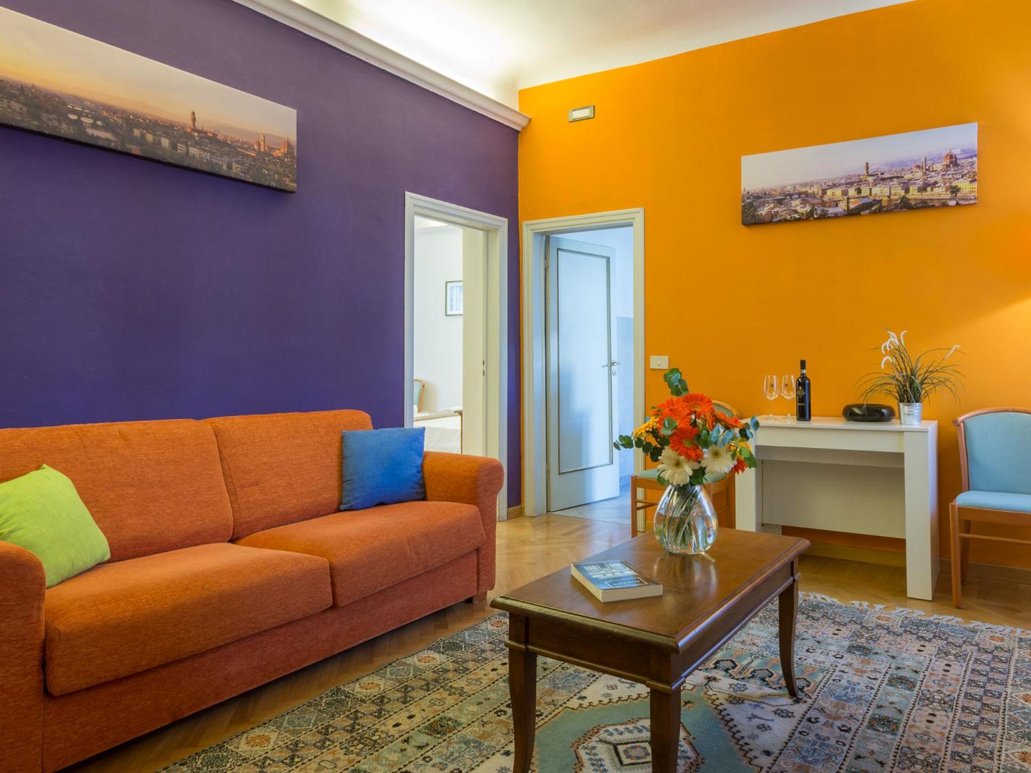 Paolo and Carlotta's Home - large and central apartment between two nice parks