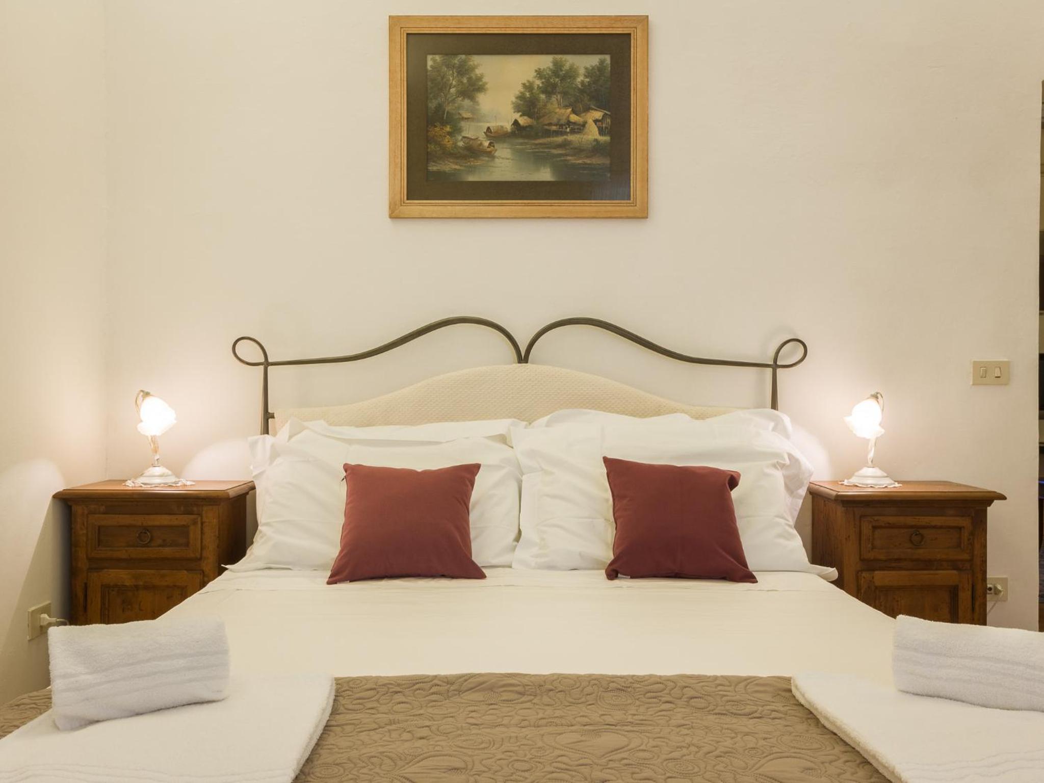 Paolo and Carlotta's Home - large and central apartment between two nice parks