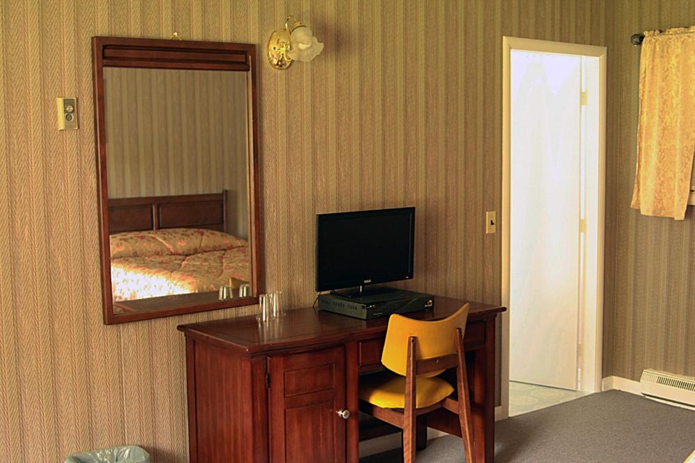Mountain View Motel & Cottages