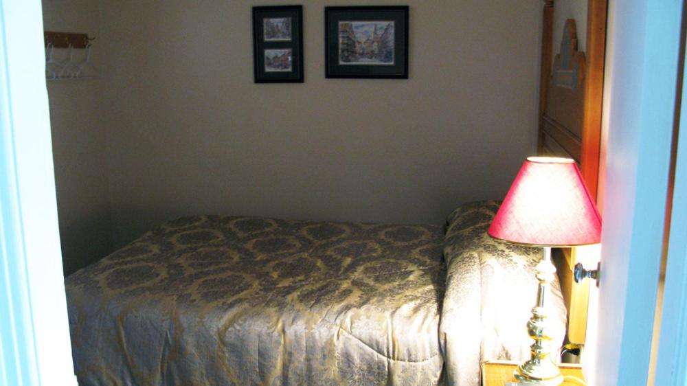 Mountain View Motel & Cottages