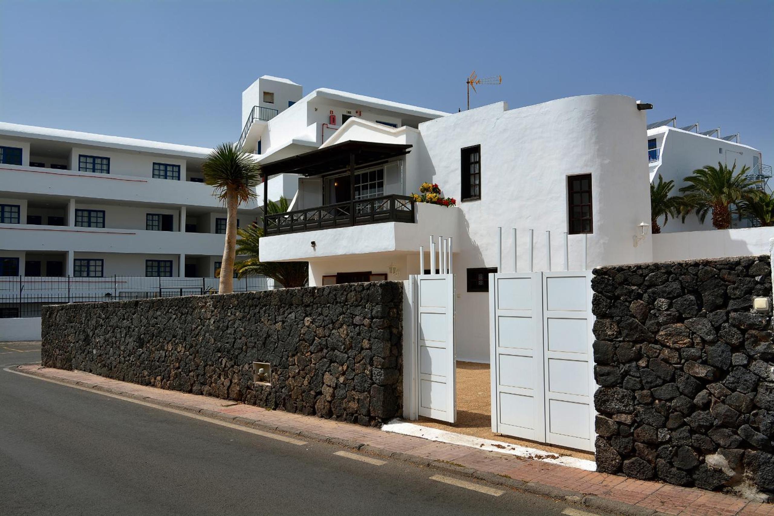 Villa Lava view 2
