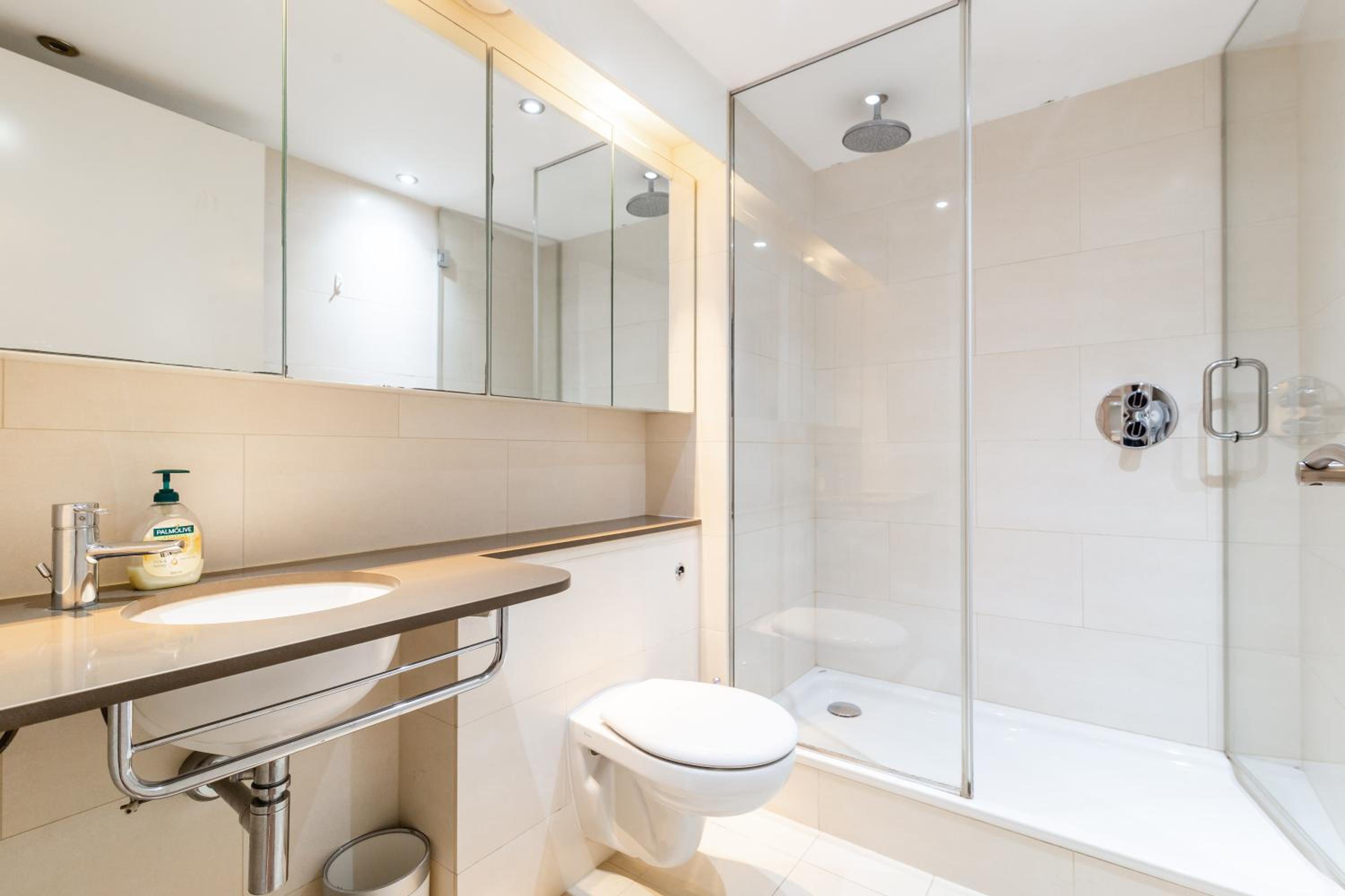 Austin David Apartments ExCeL