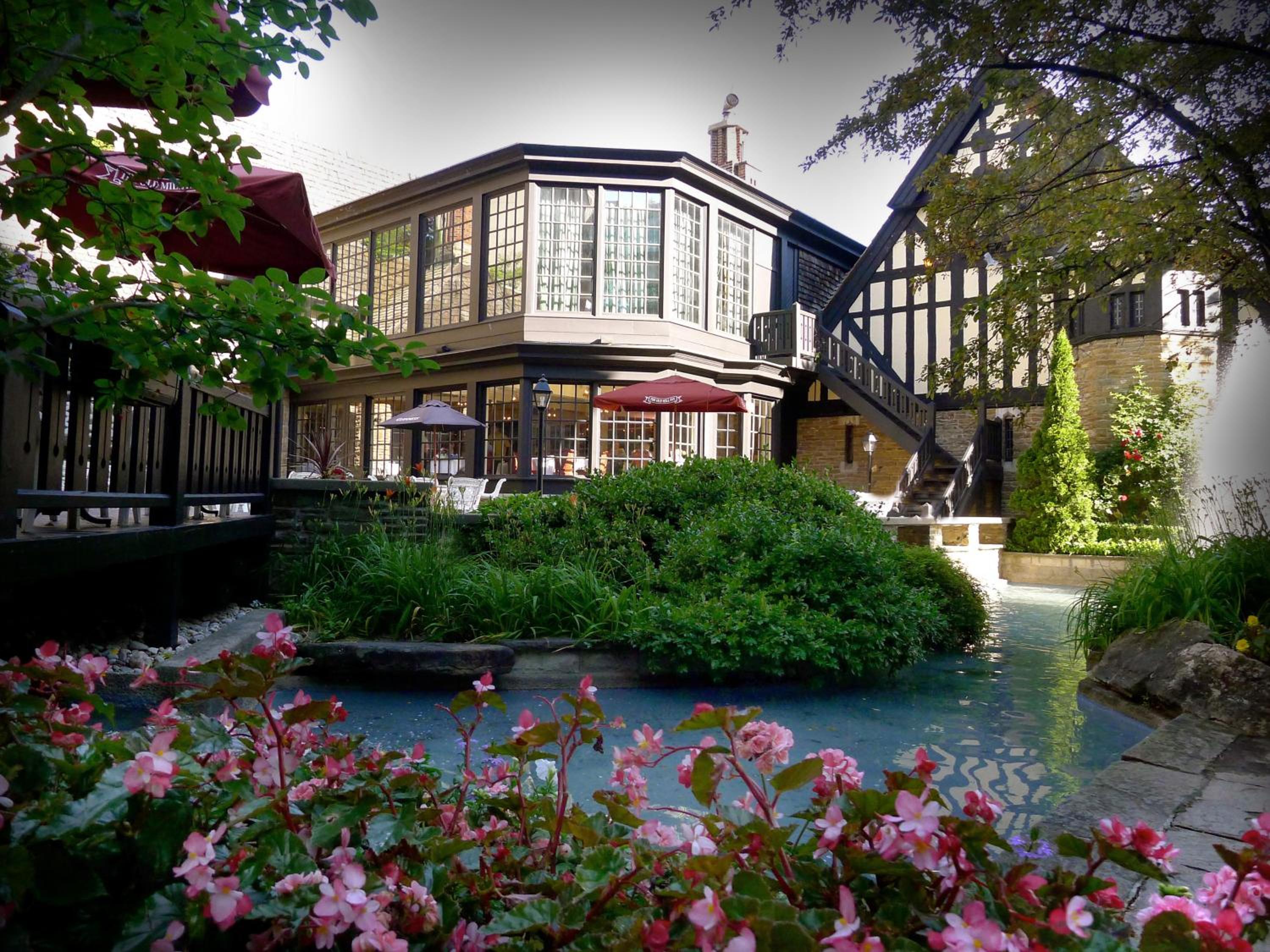 Old Mill Toronto Hotel