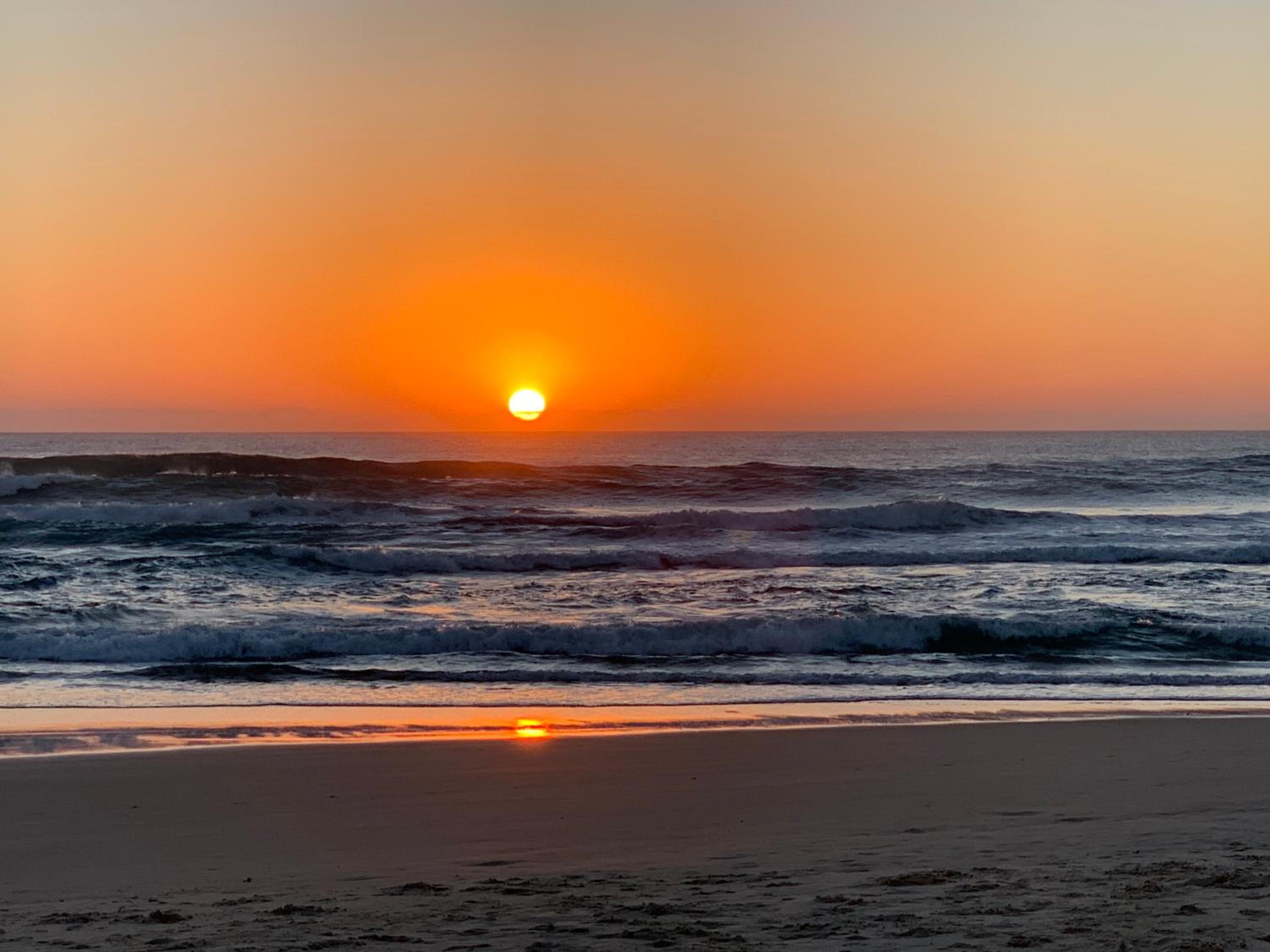 CASA 100 MTS DA PRAIA!