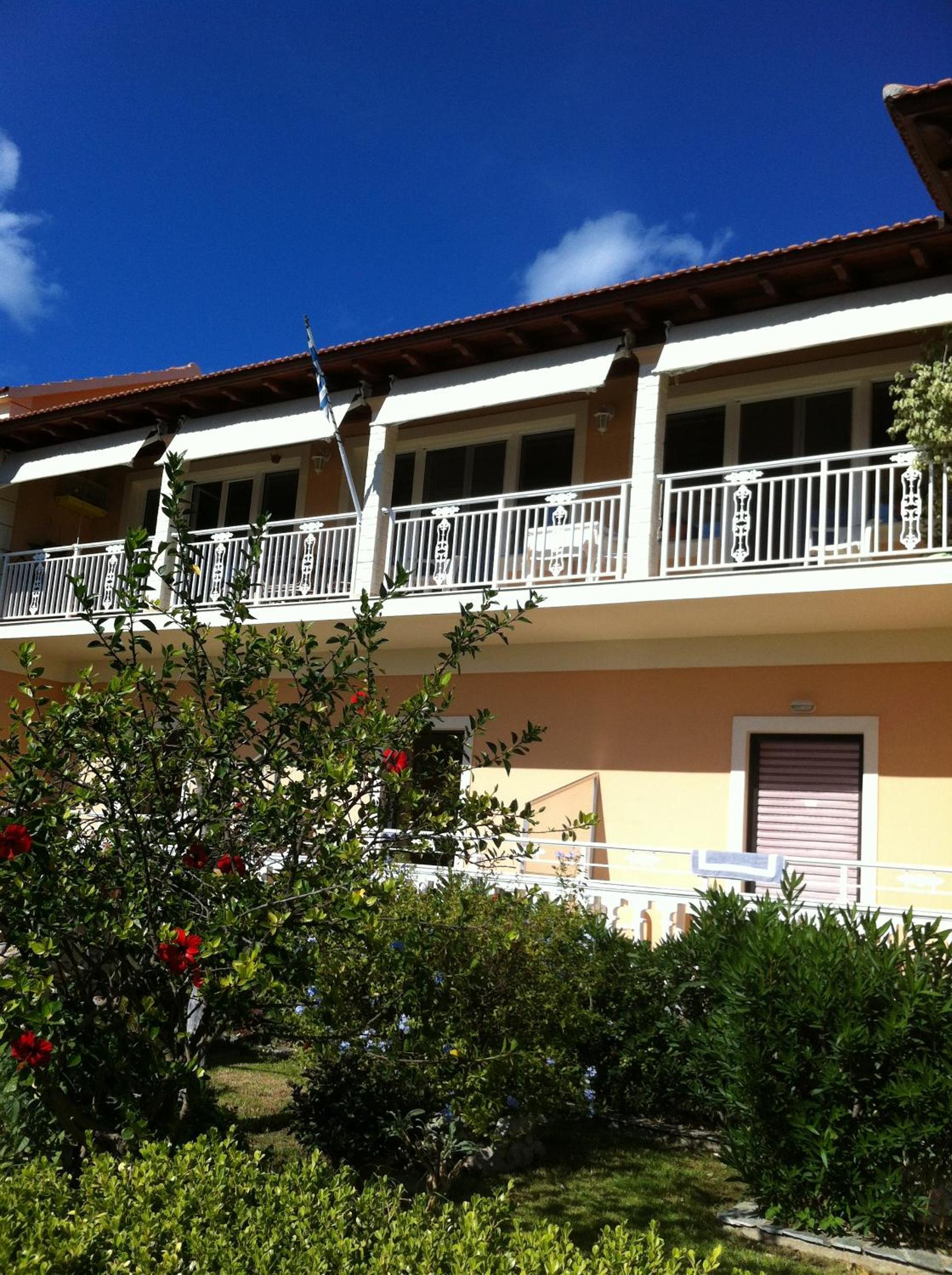 Photo 16