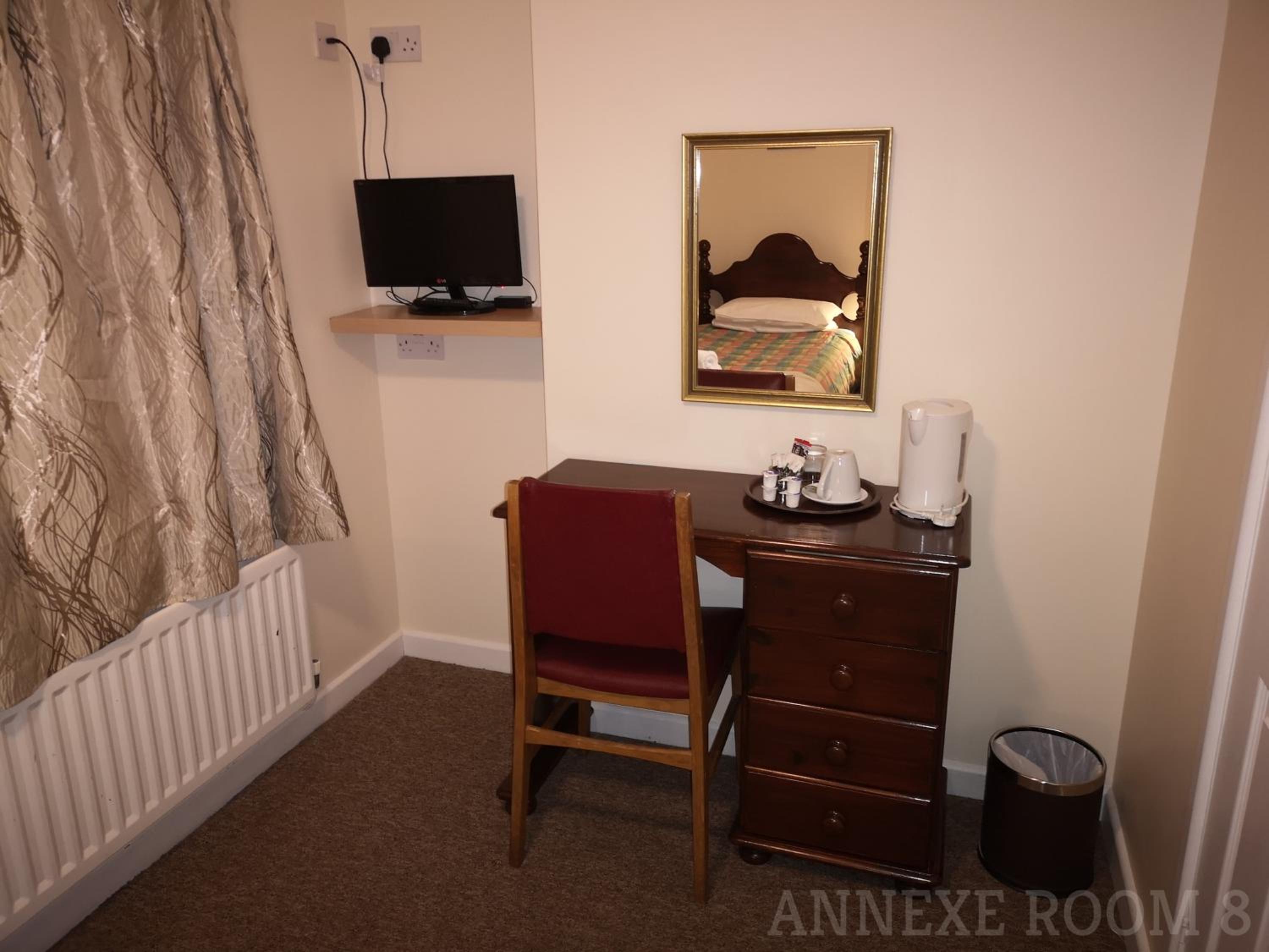 Oxford Vacations - Westgate Hotel - Property Image 1