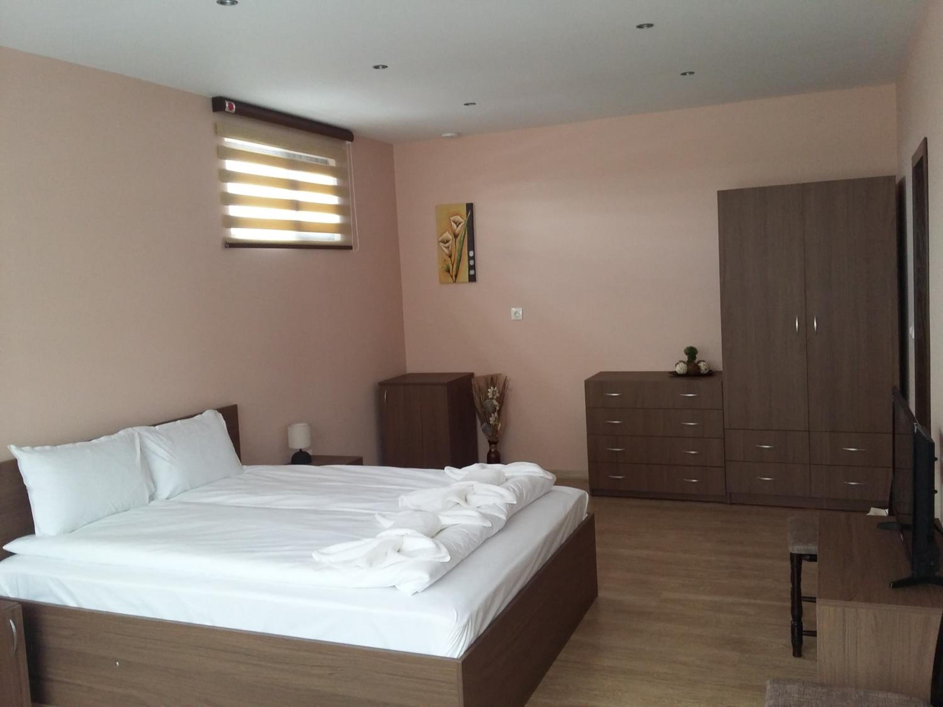 Guest House Ideal