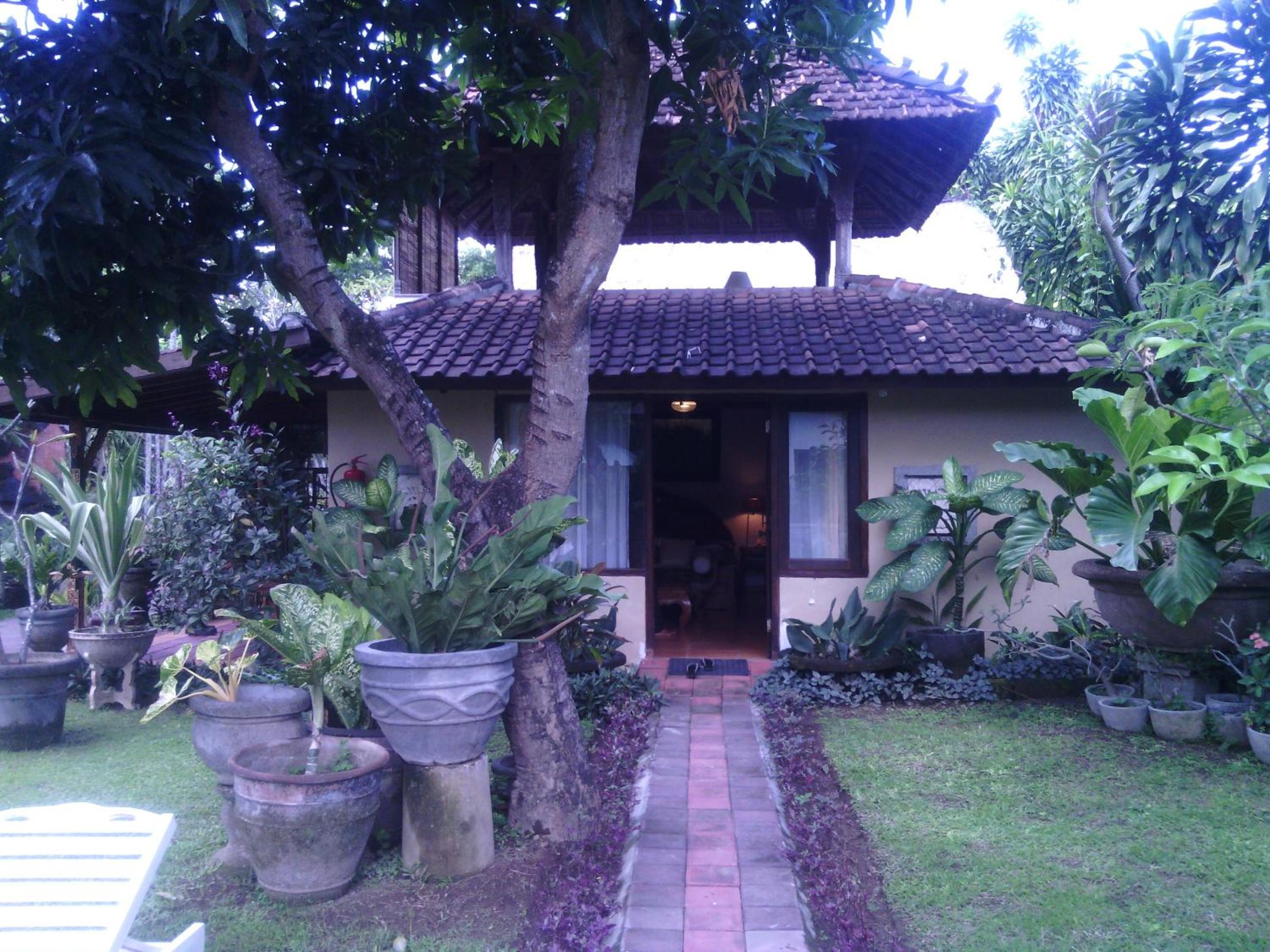Gazebo Beach Hotel