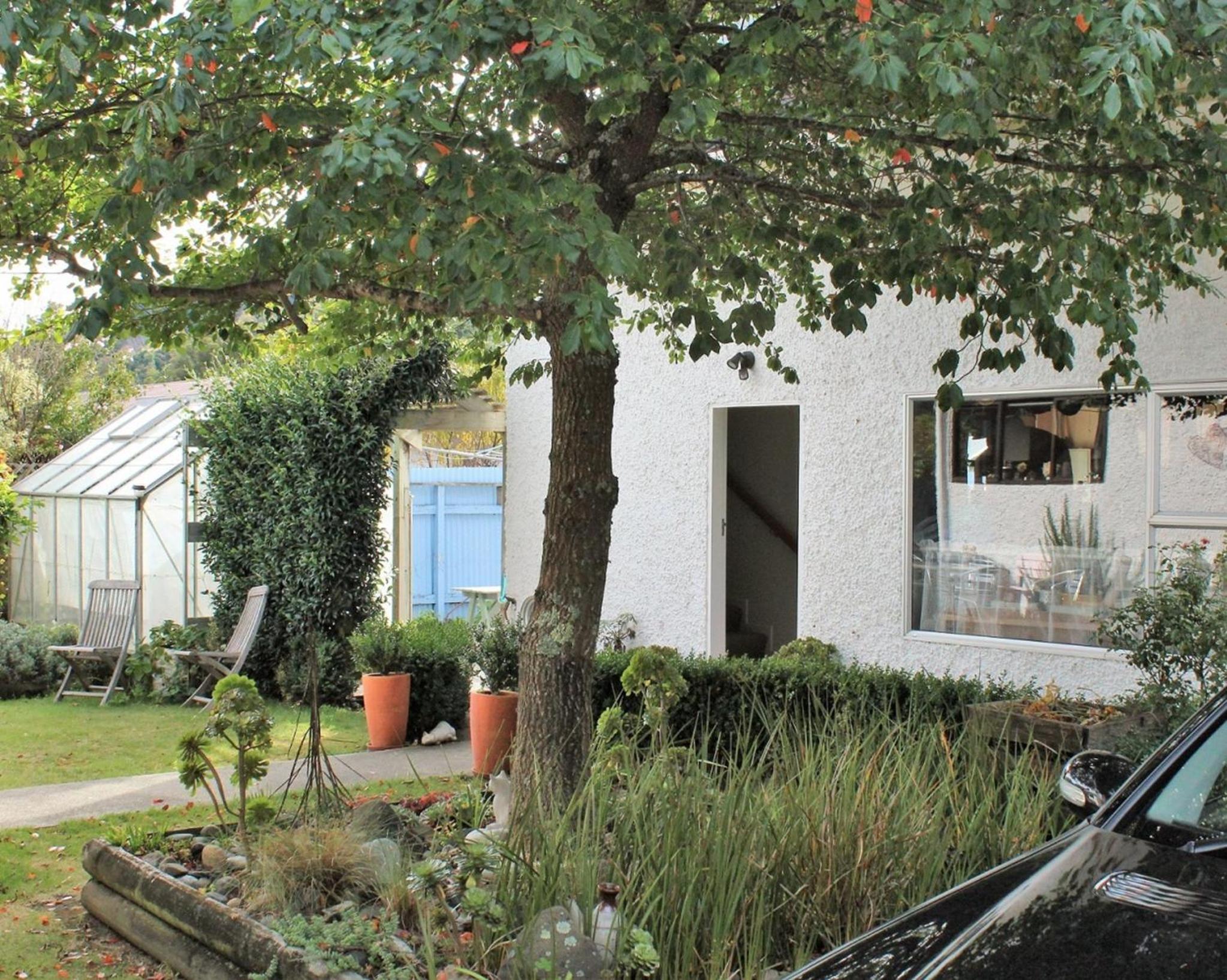 Annick House Bed and Breakfast