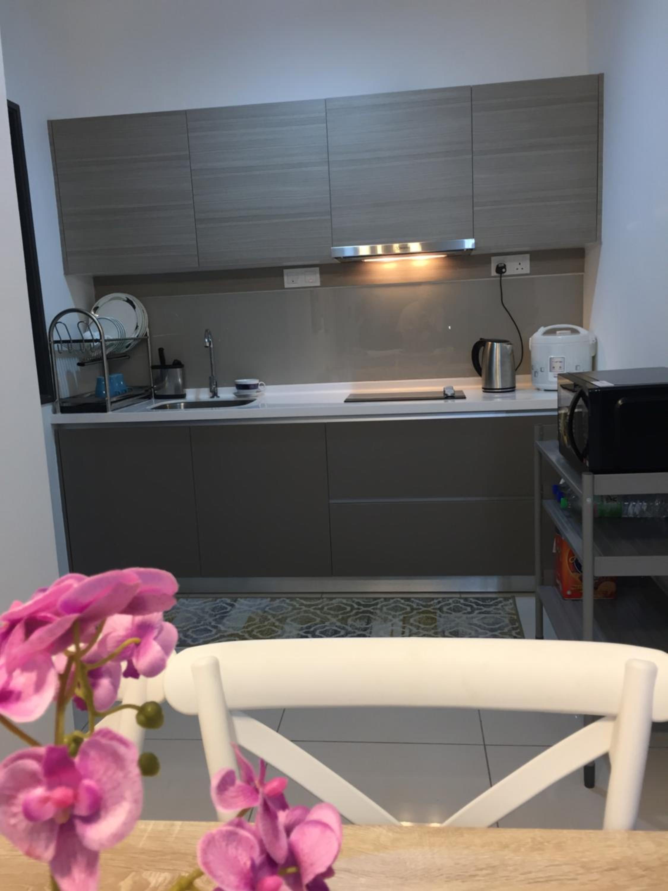 Emira Residence Sek 13 Shah Alam Wi-Fi Netflix photo 7