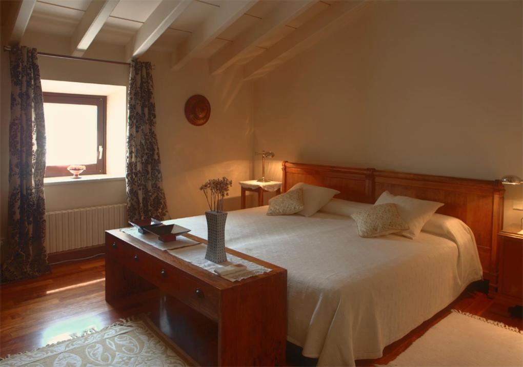 Luxuriously restored farmhouse near Girona in the heart of Catalunya