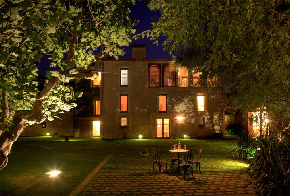 Luxuriously restored farmhouse near Girona in the heart of Catalunya
