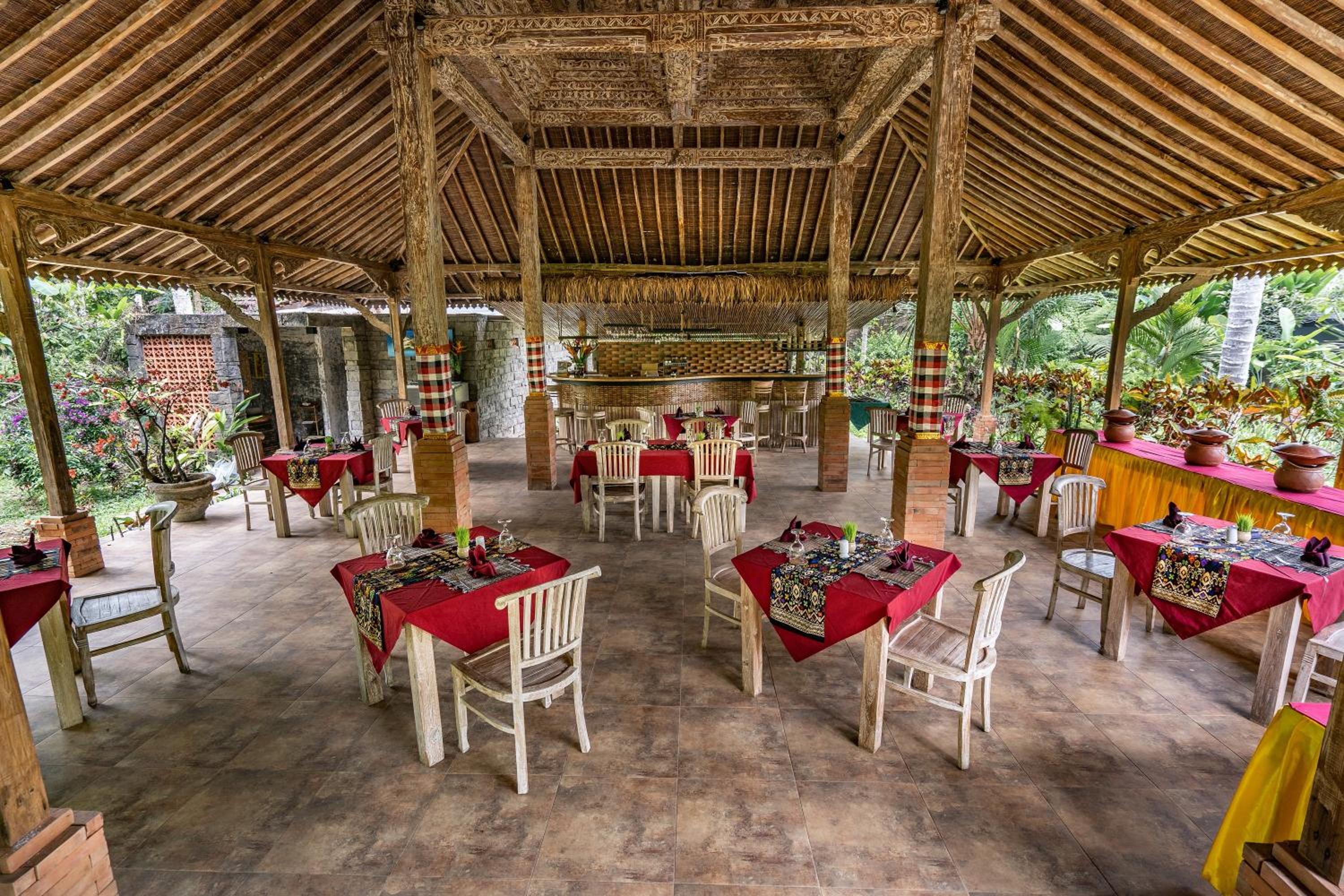 Senetan Villas and Spa Resort