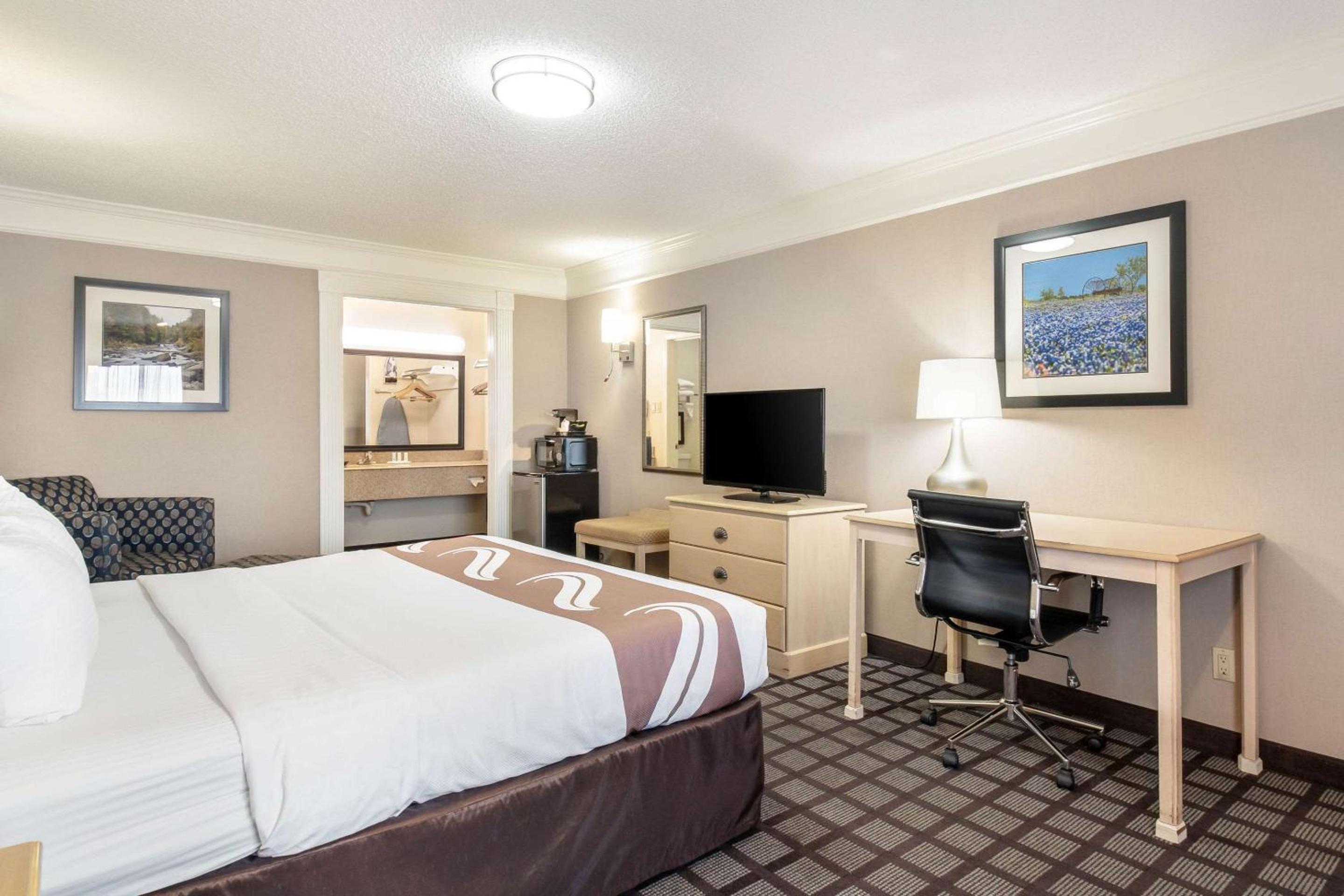 Quality Inn Near Lake Marble Falls view 2