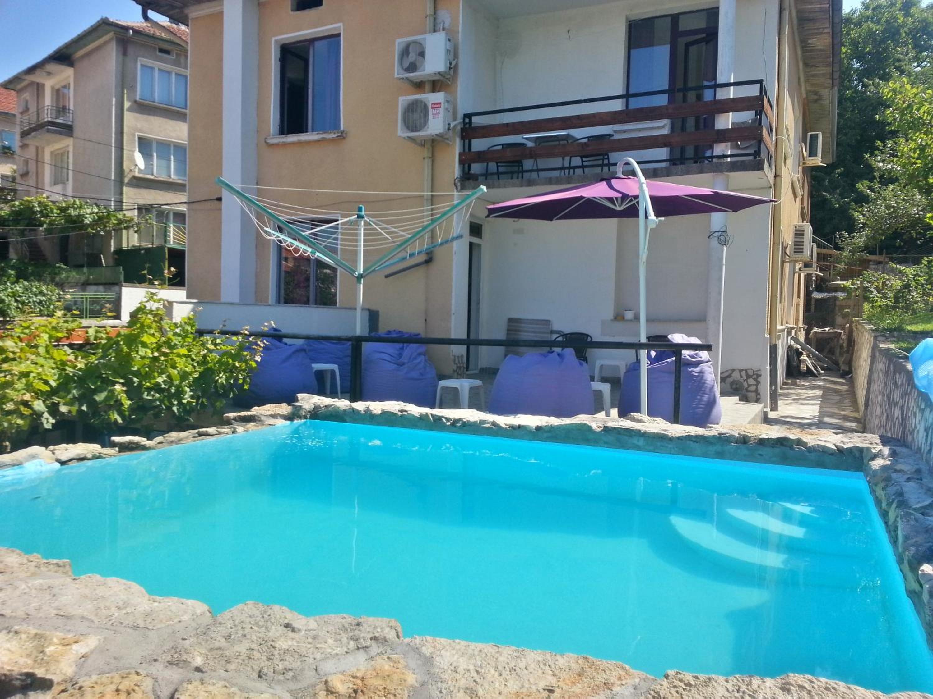 Guest House Bedrock