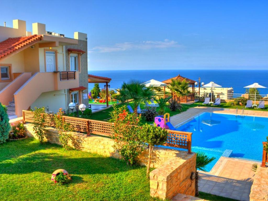 VILLA ARIADNI
