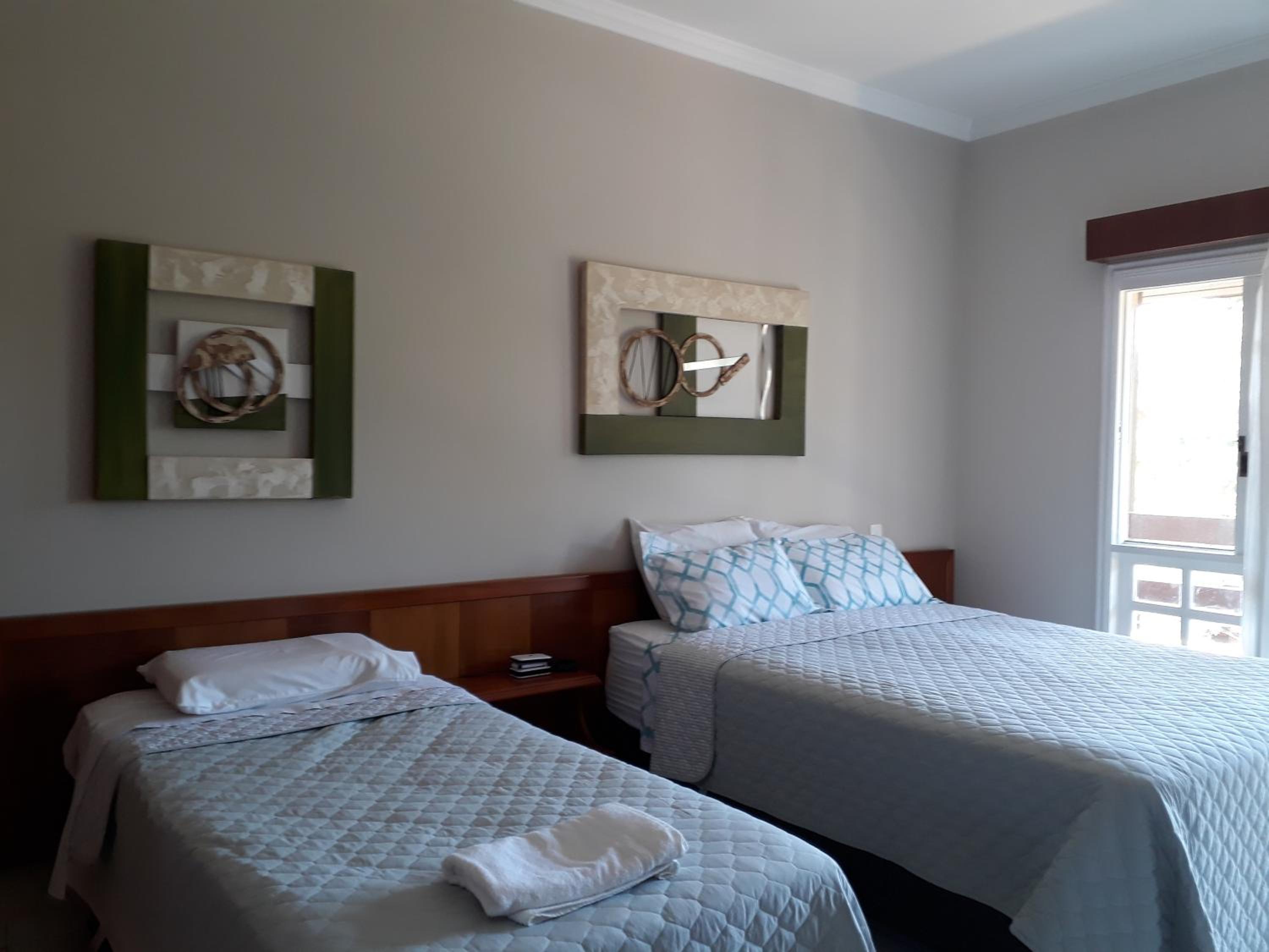 Amarilis Flat Service