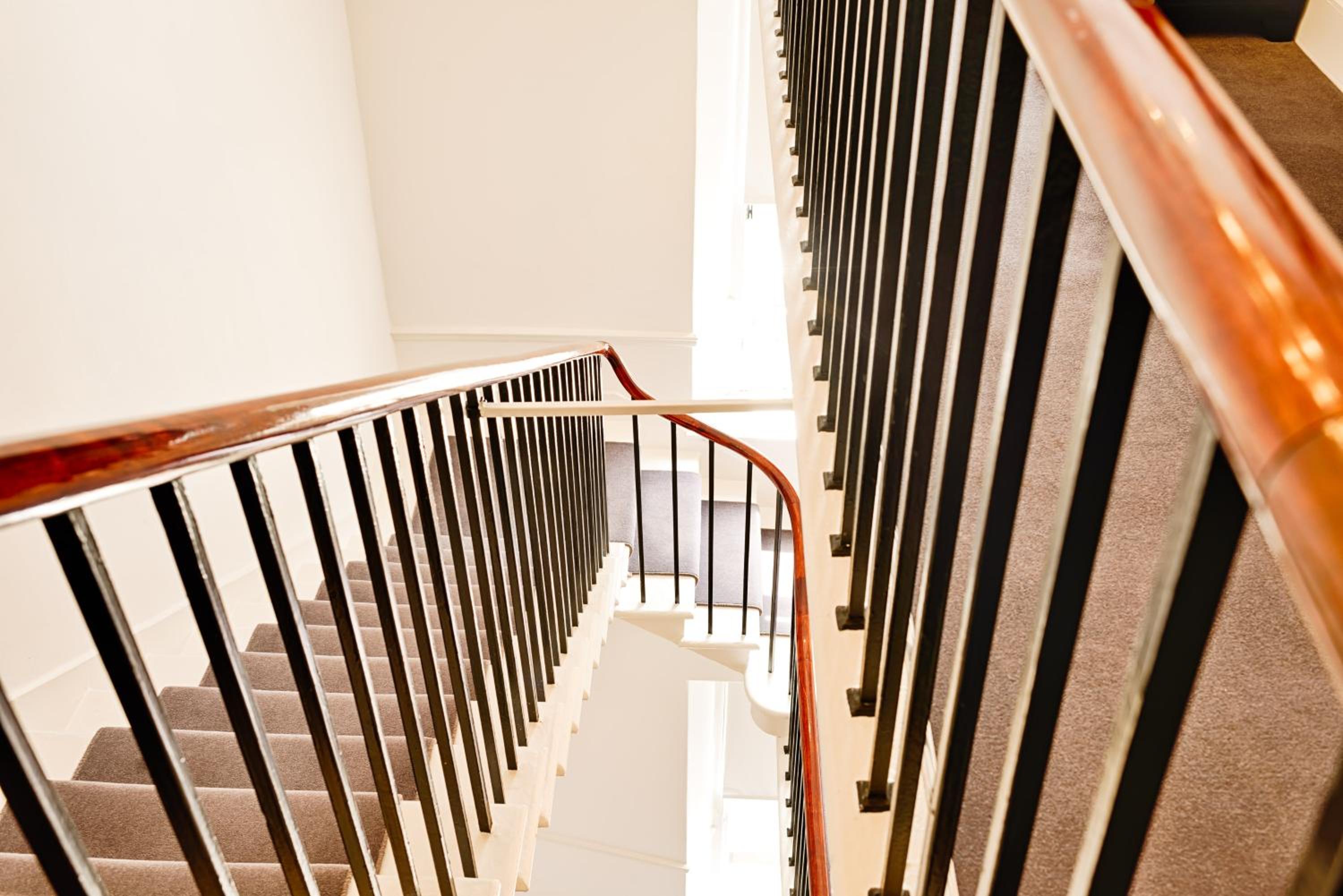 JOIVY Luxury Flats on George Street