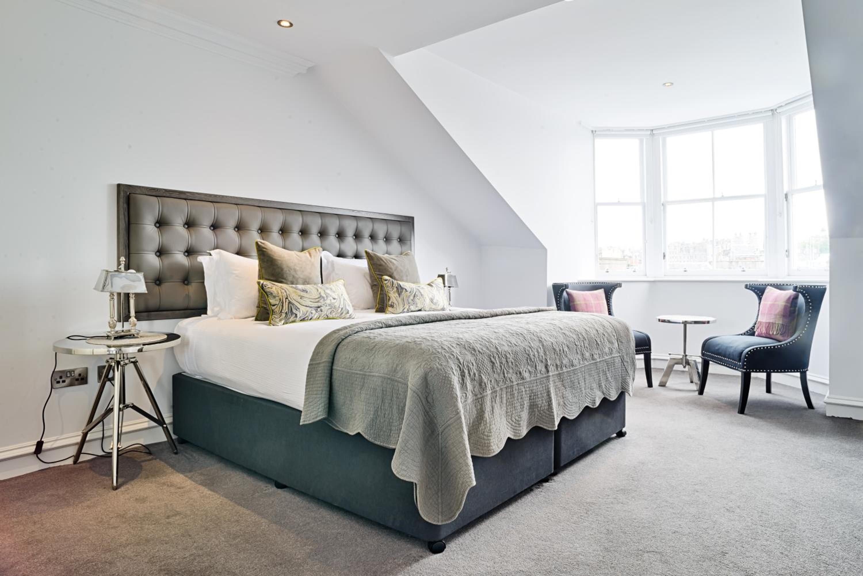 JOIVY Luxury Flats on George Street