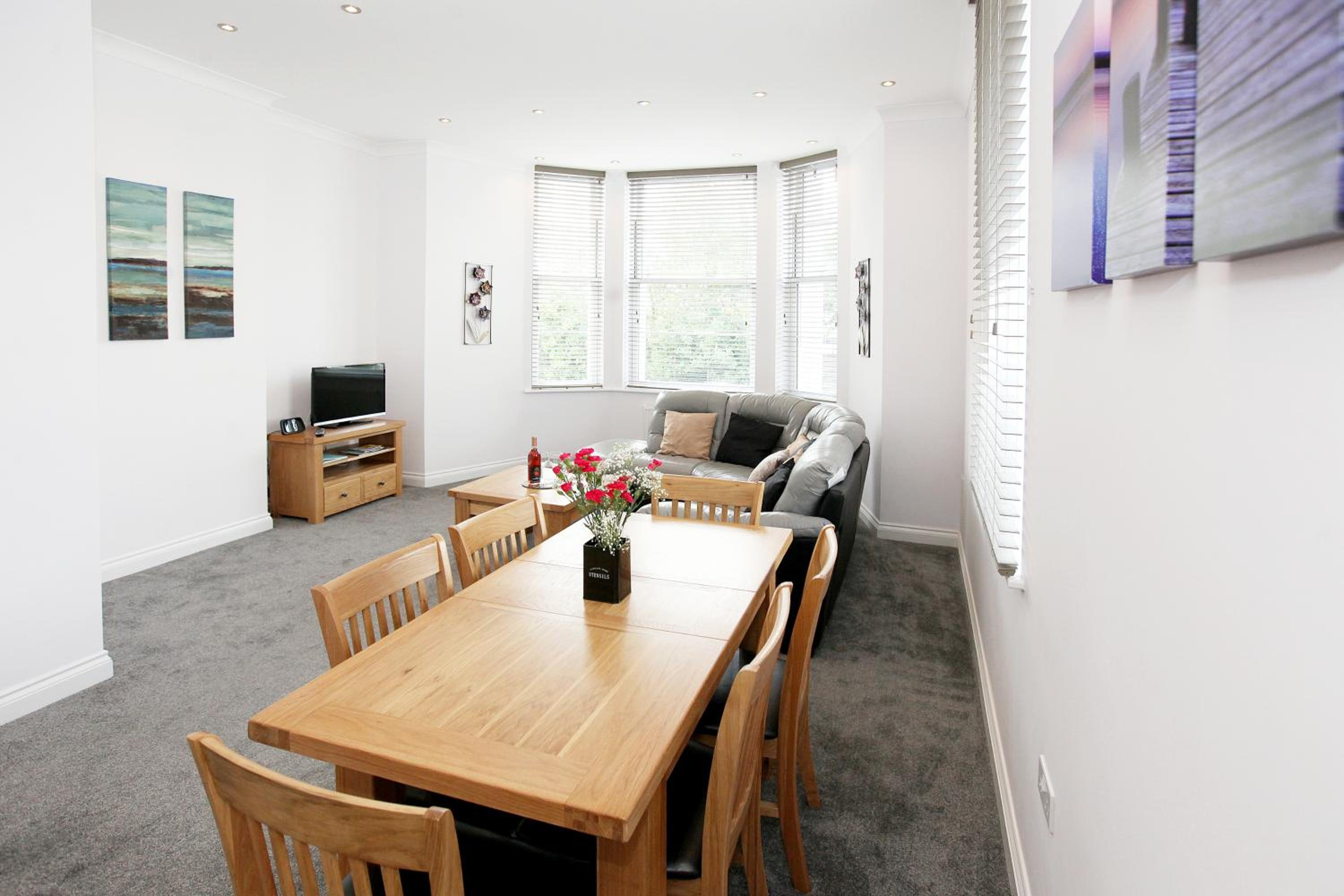 Austens Apartments
