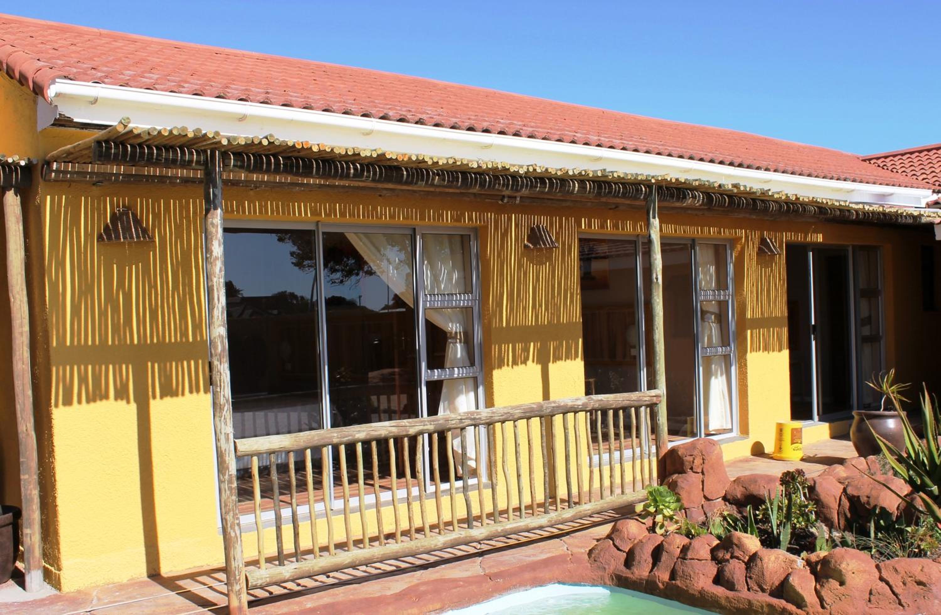 Flintstones Guest House Cape Town
