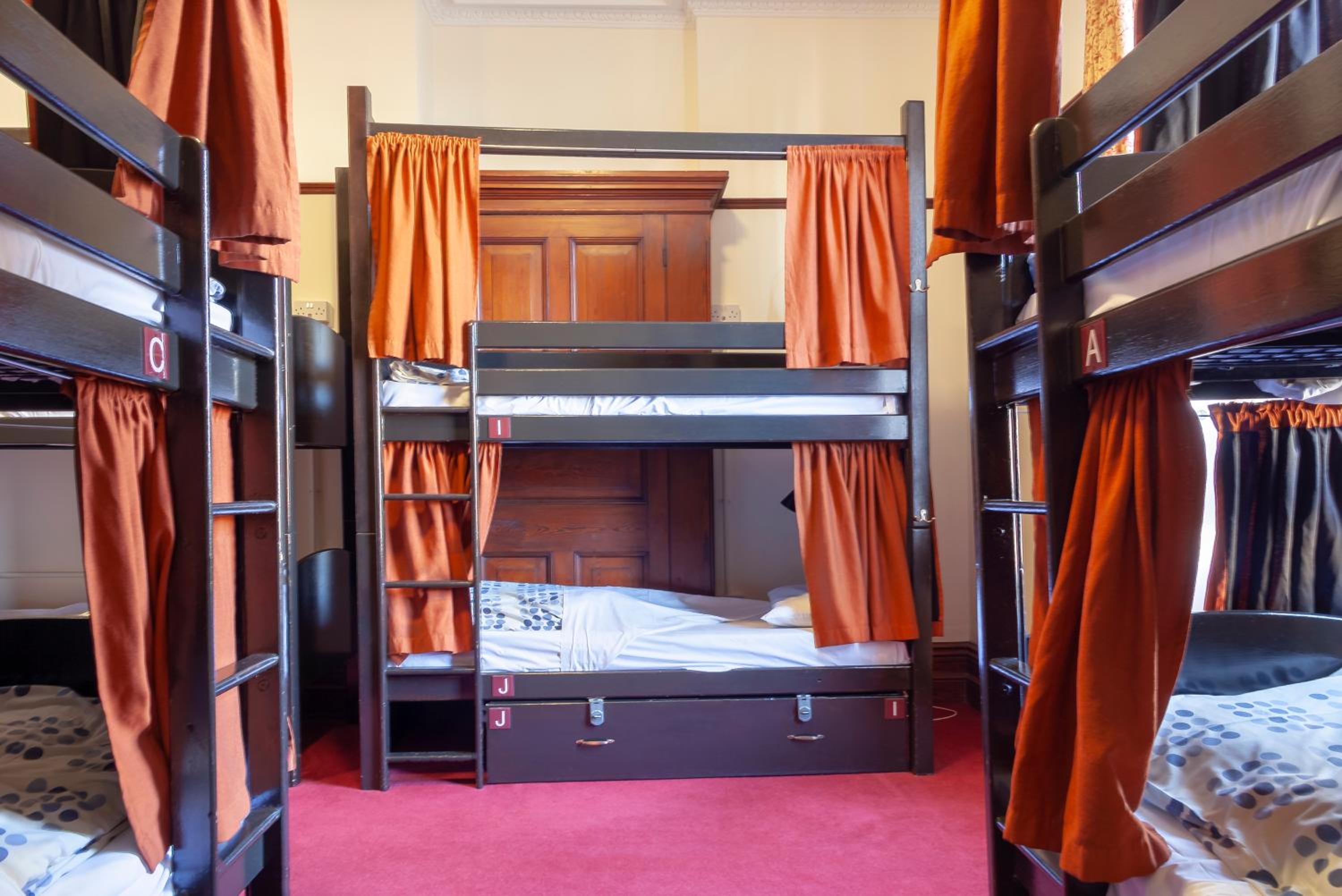 Palmers Lodge Swiss Cottage