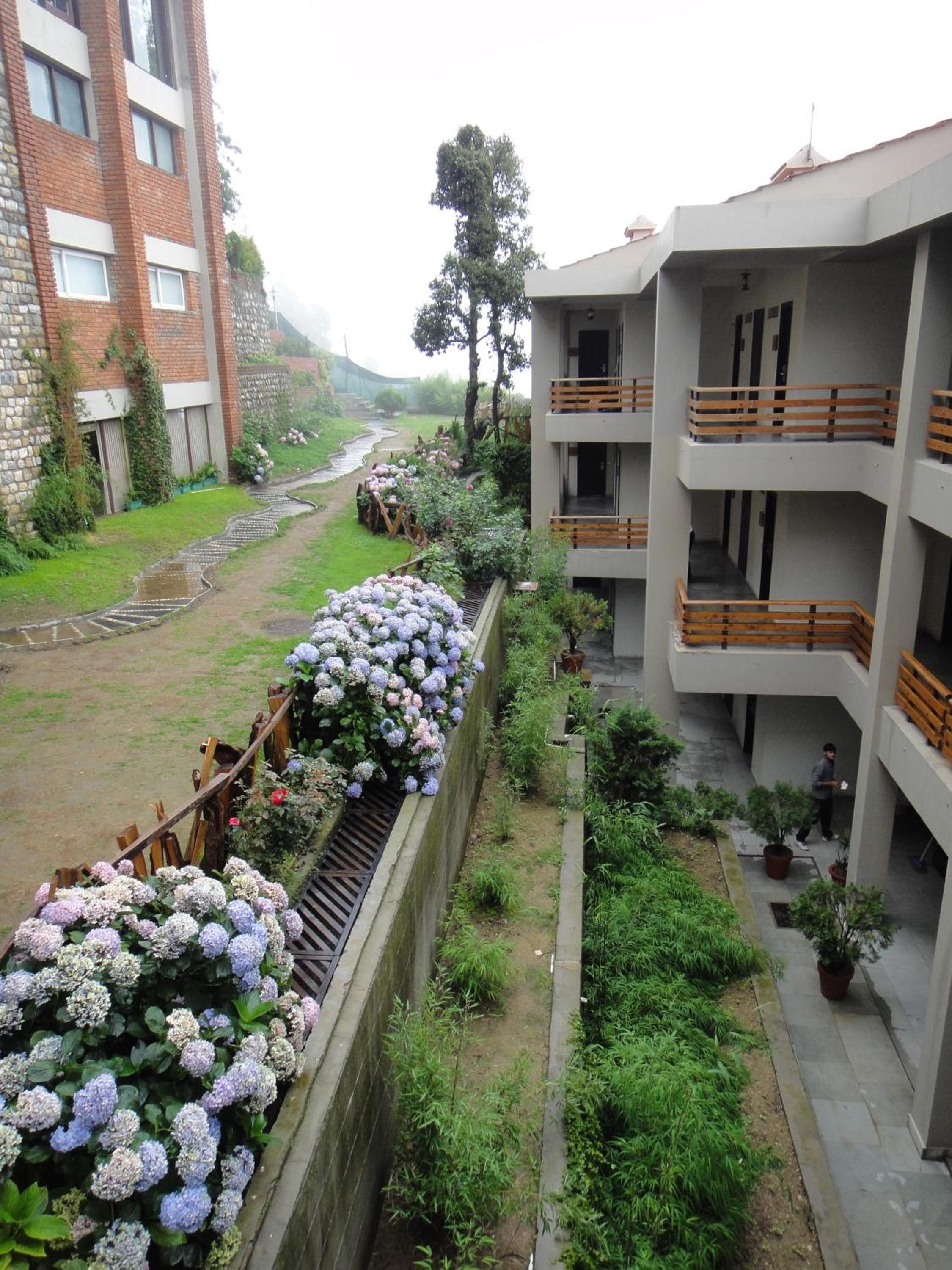 Club Mahindra Kanatal