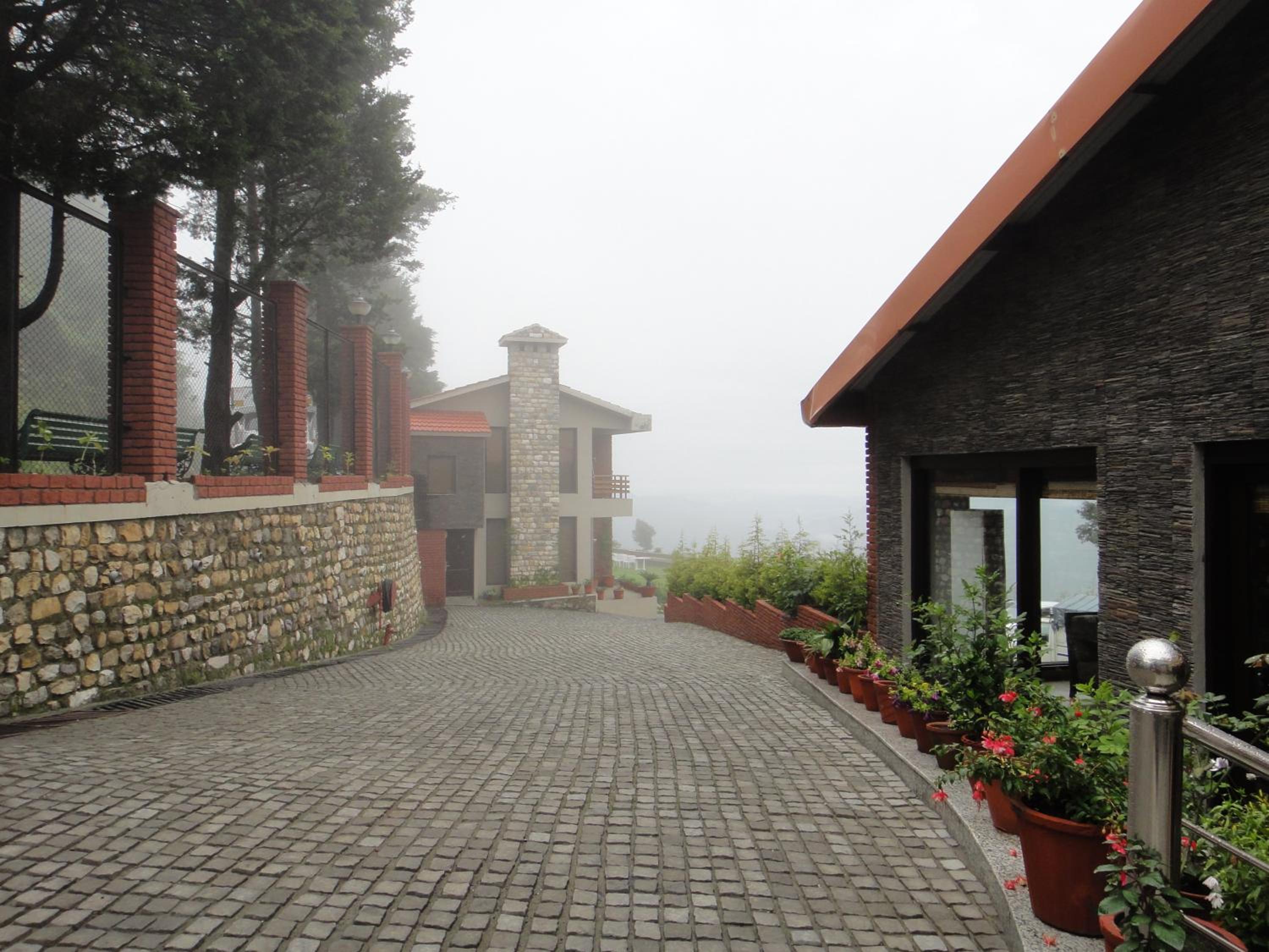 Club Mahindra Kanatal