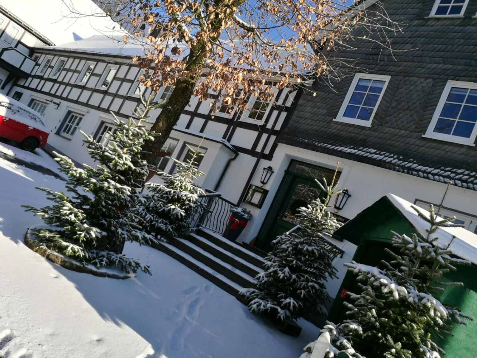 Gasthof Zur Hohen Hunau view 3