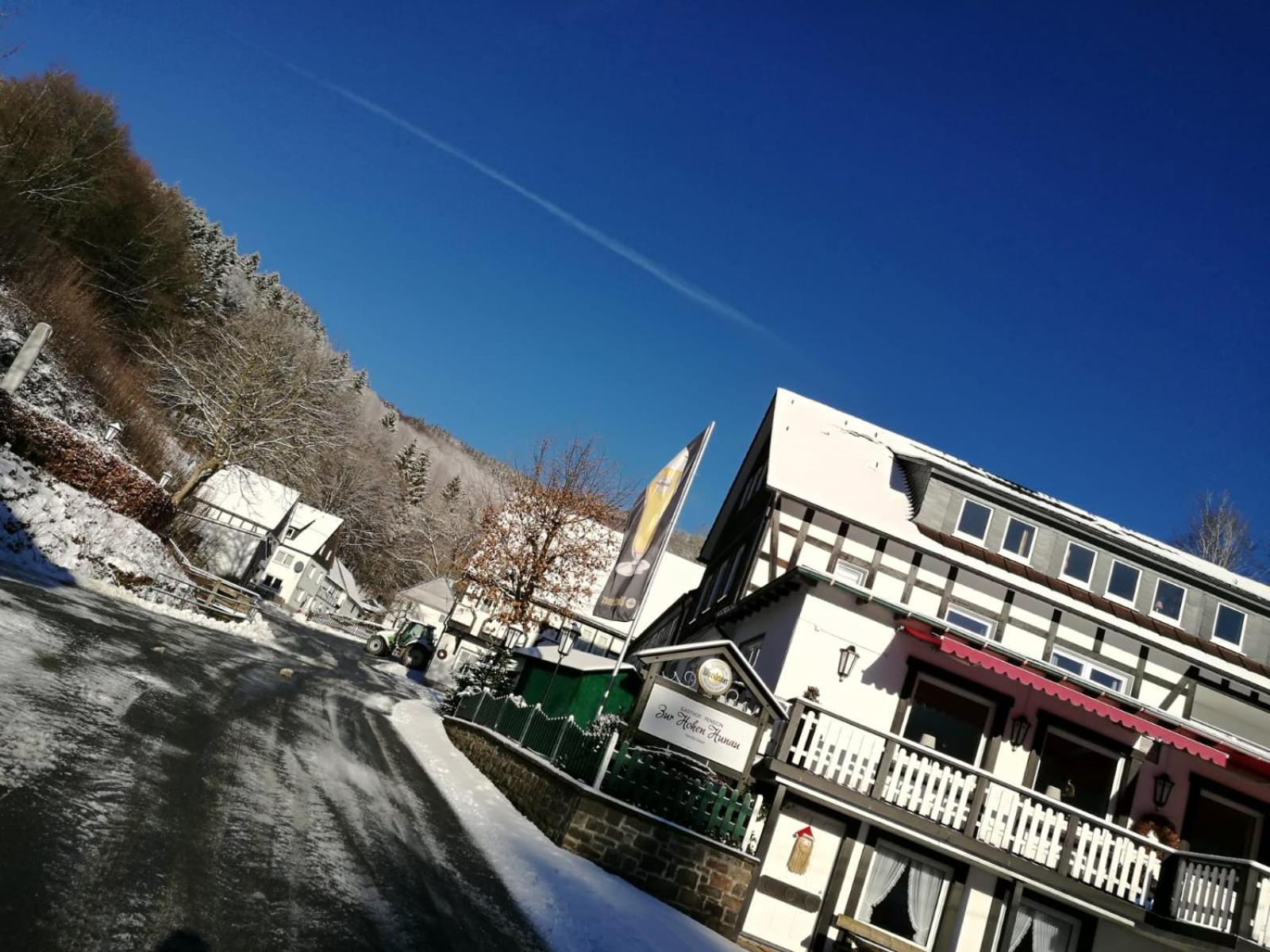 Gasthof Zur Hohen Hunau view 2