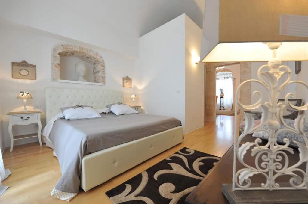ARCOBELLO Suite Rooms