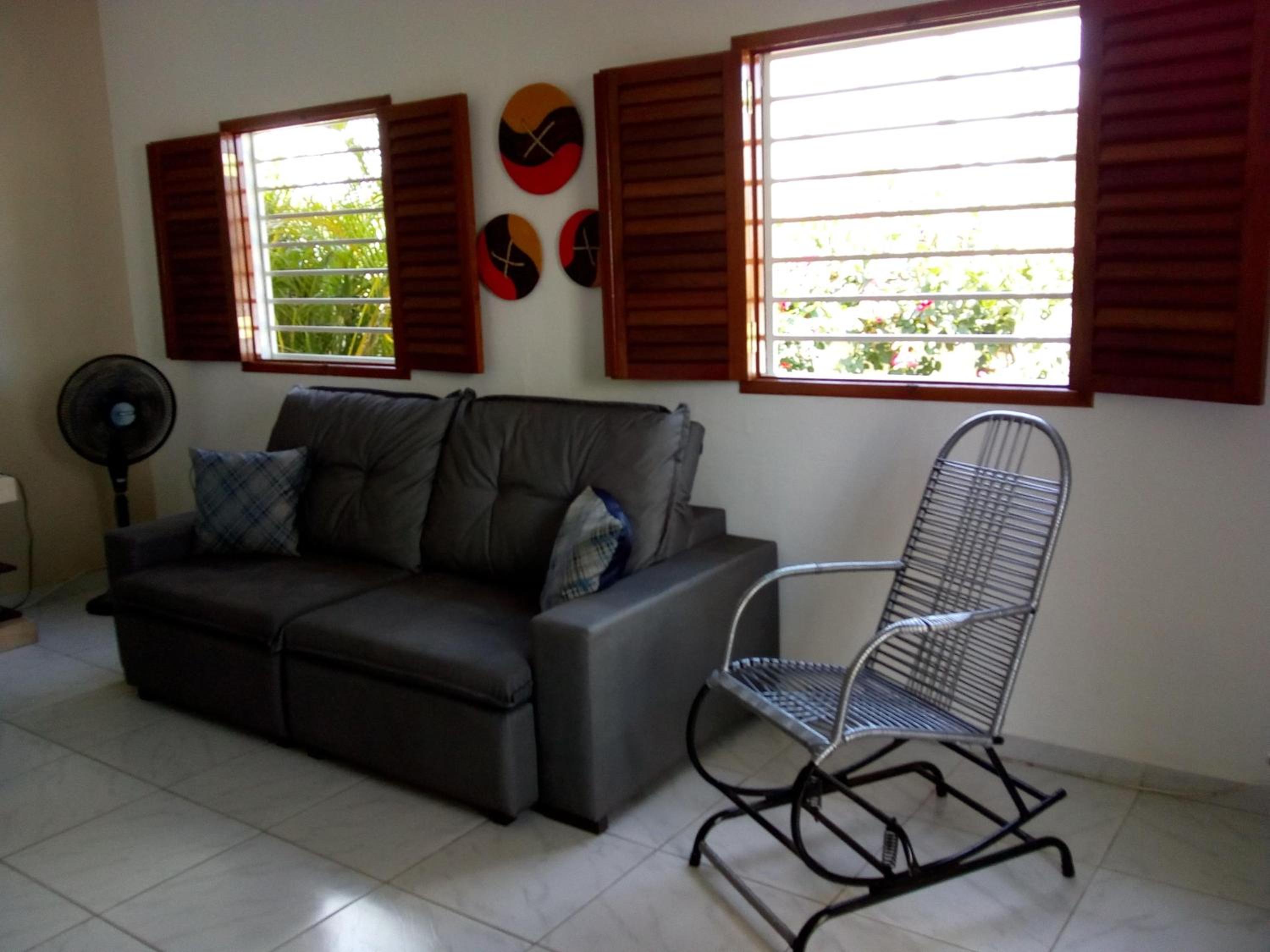CASA À 3 KM PRAIA TAMBAÚ